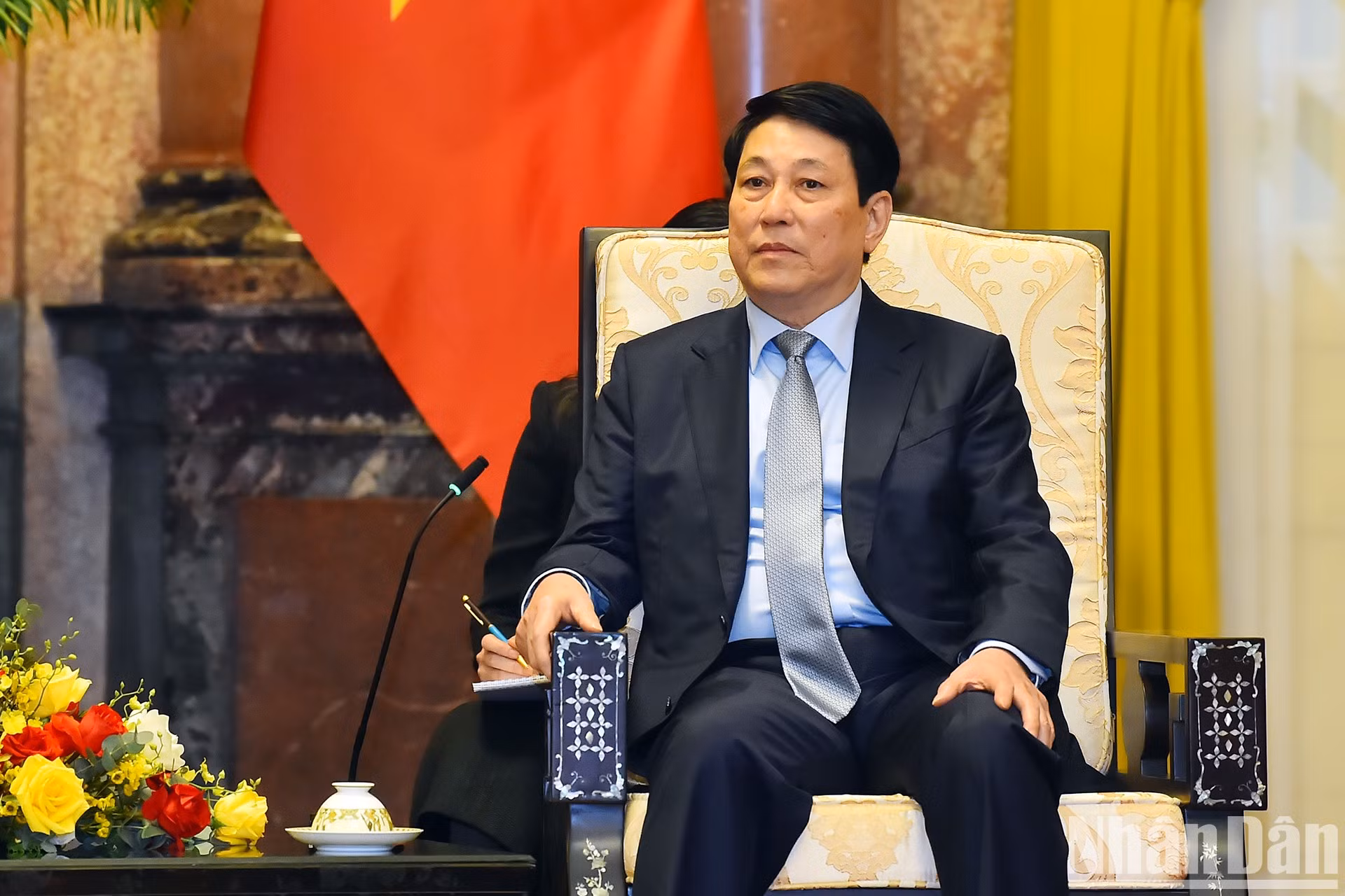 El presidente de Vietnam, Luong Cuong, habla en la cita. El presidente de Vietnam, Luong Cuong, habla en la cita.