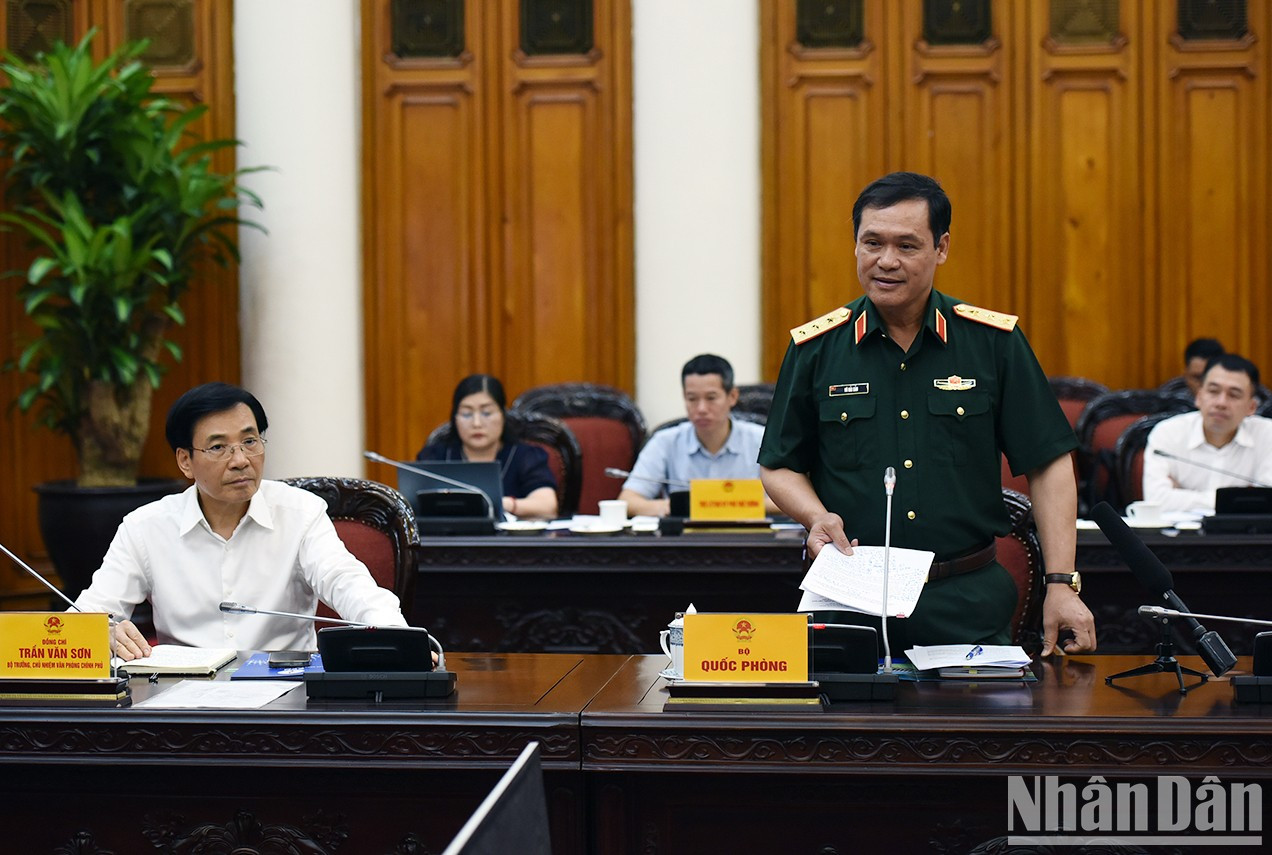 Un representante del Ministerio de Defensa.