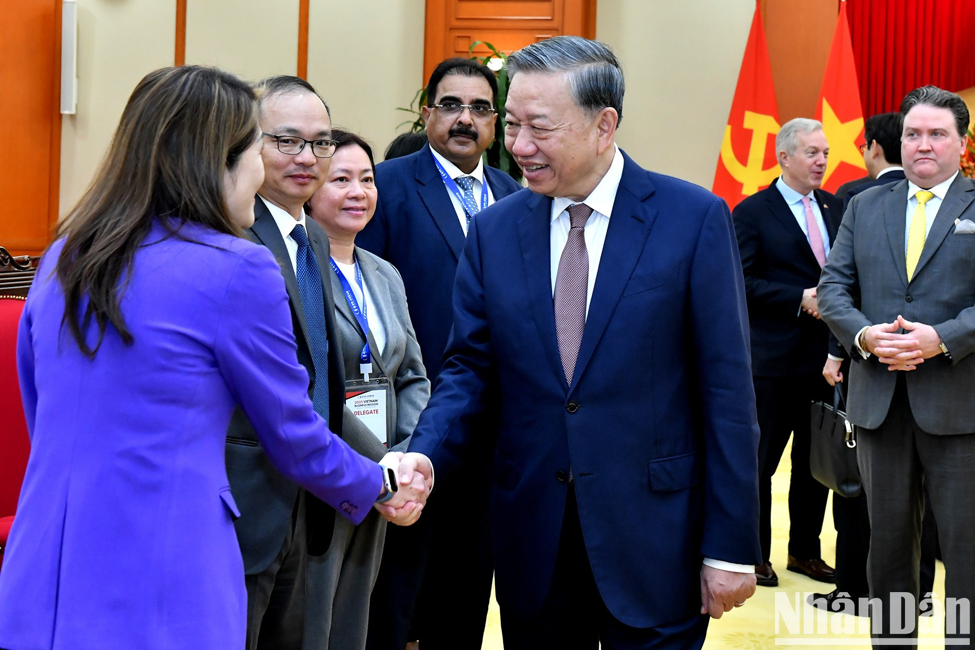 El secretario general del Partido Comunista de Vietnam, To Lam, recibe el Consejo Empresarial Estados Unidos-Asean. El secretario general del Partido Comunista de Vietnam, To Lam, recibe el Consejo Empresarial Estados Unidos-Asean.