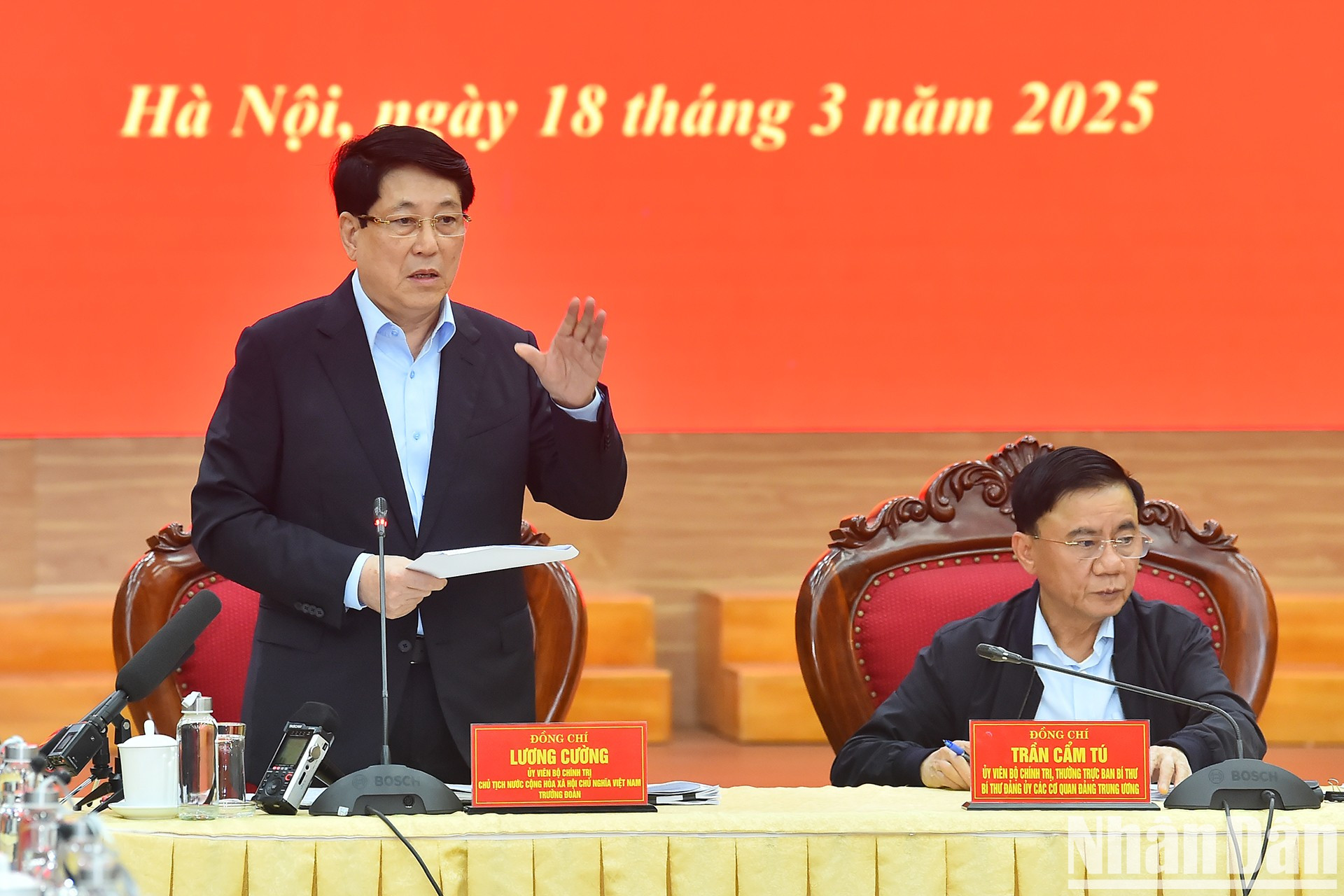 El presidente vietnamita, Luong Cuong, habla en la conferencia. El presidente vietnamita, Luong Cuong, habla en la conferencia.