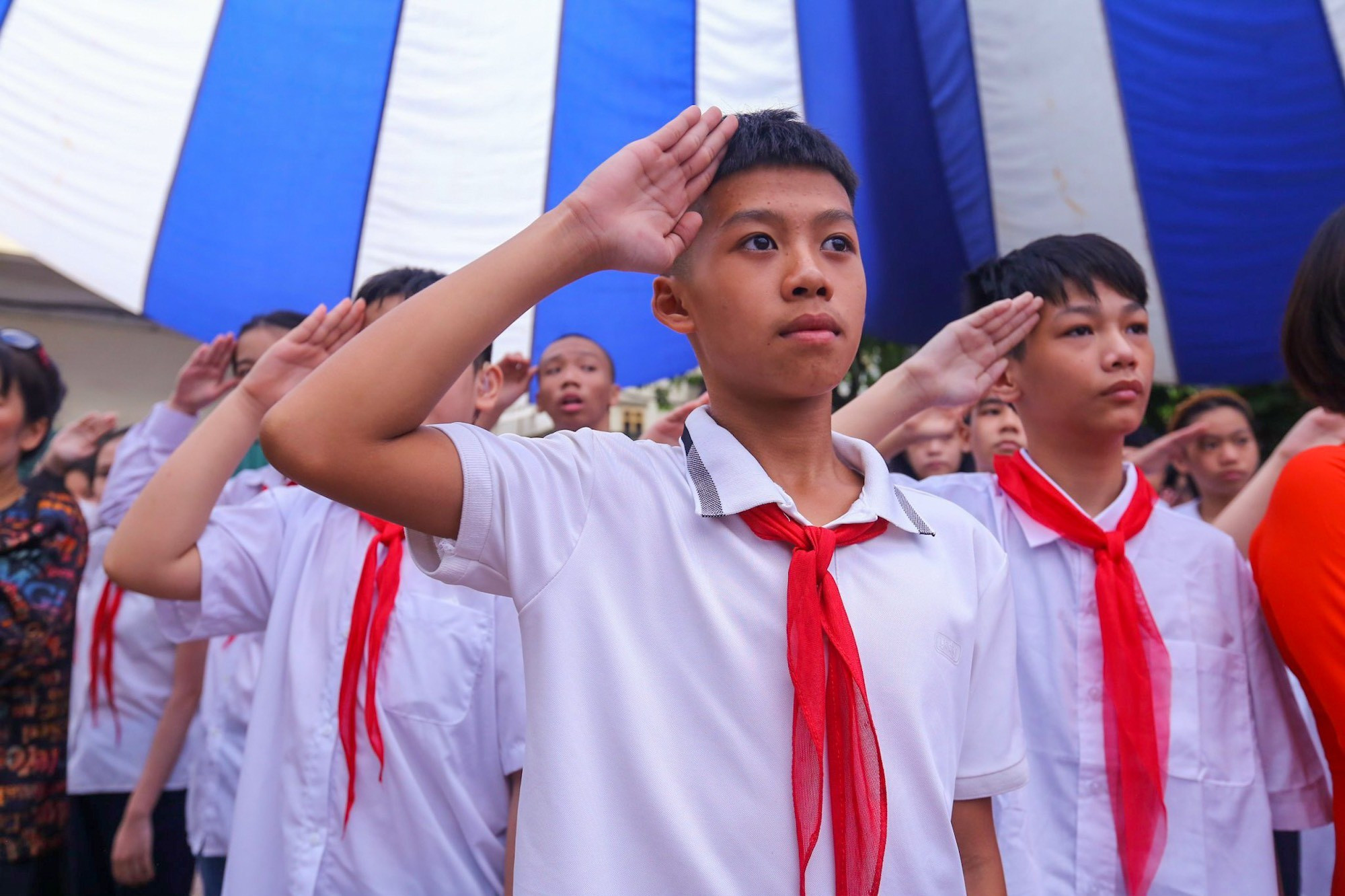 Los alumnos de la Escuela Secundaria Xa Dan en la ceremonia de apertura del año escolar. Los alumnos de la Escuela Secundaria Xa Dan en la ceremonia de apertura del año escolar.