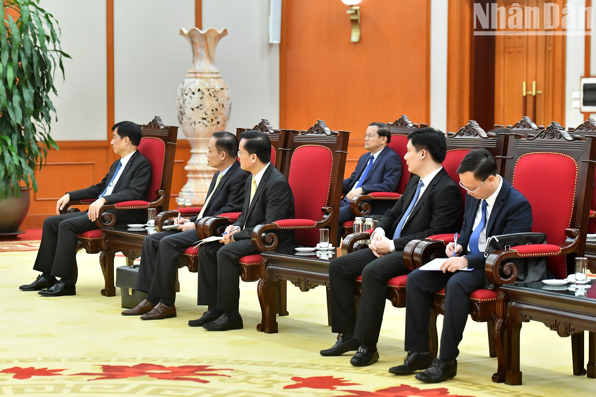 Delegados vietnamitas en el evento.