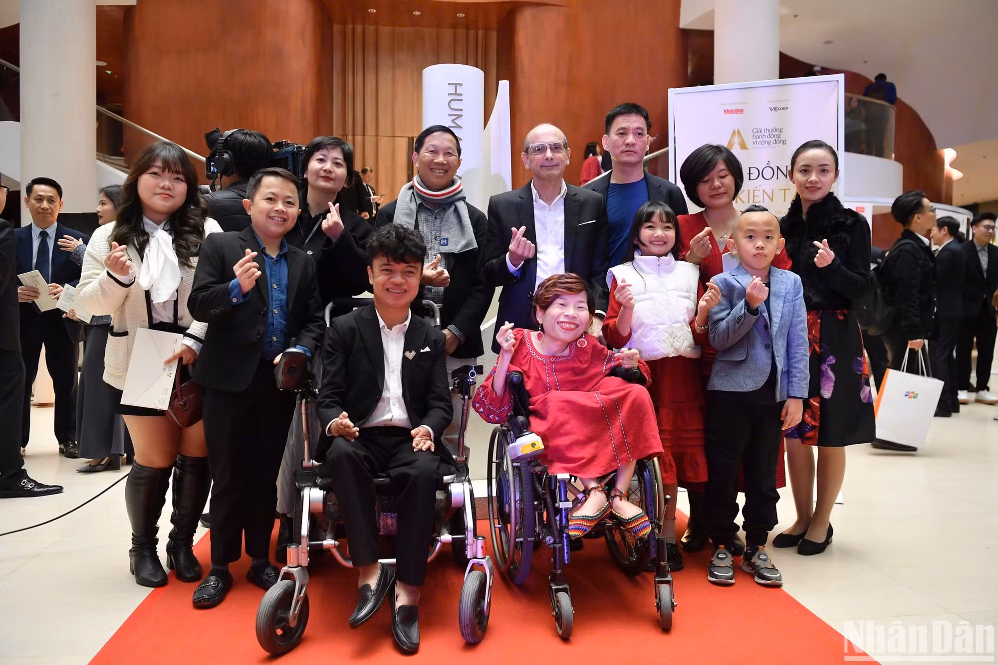 Todos aspiran a construir una "comunidad creativa" humana y sostenible.