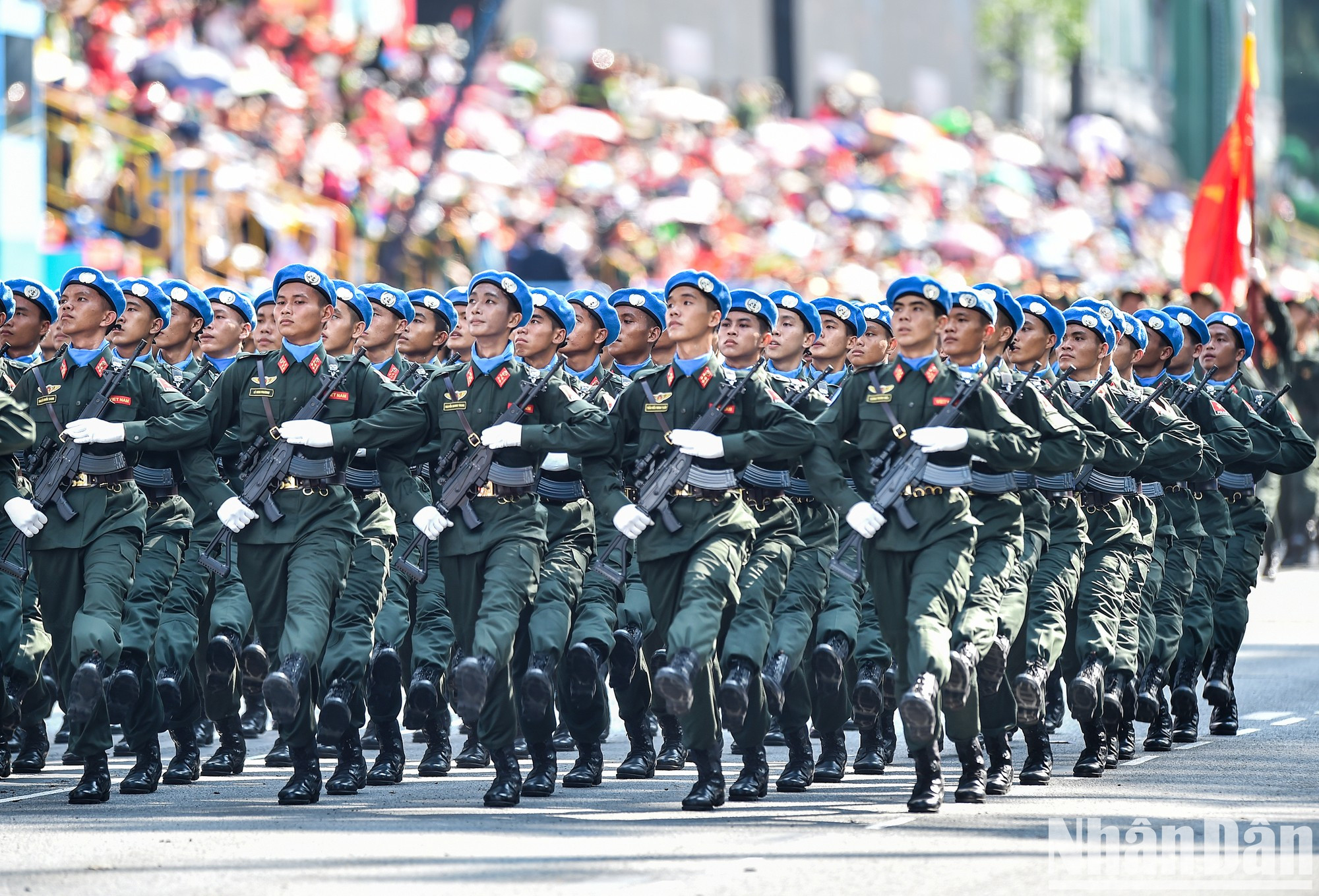 La unidad de policía de mantenimiento de la paz de las Naciones Unidas. La unidad de policía de mantenimiento de la paz de las Naciones Unidas.