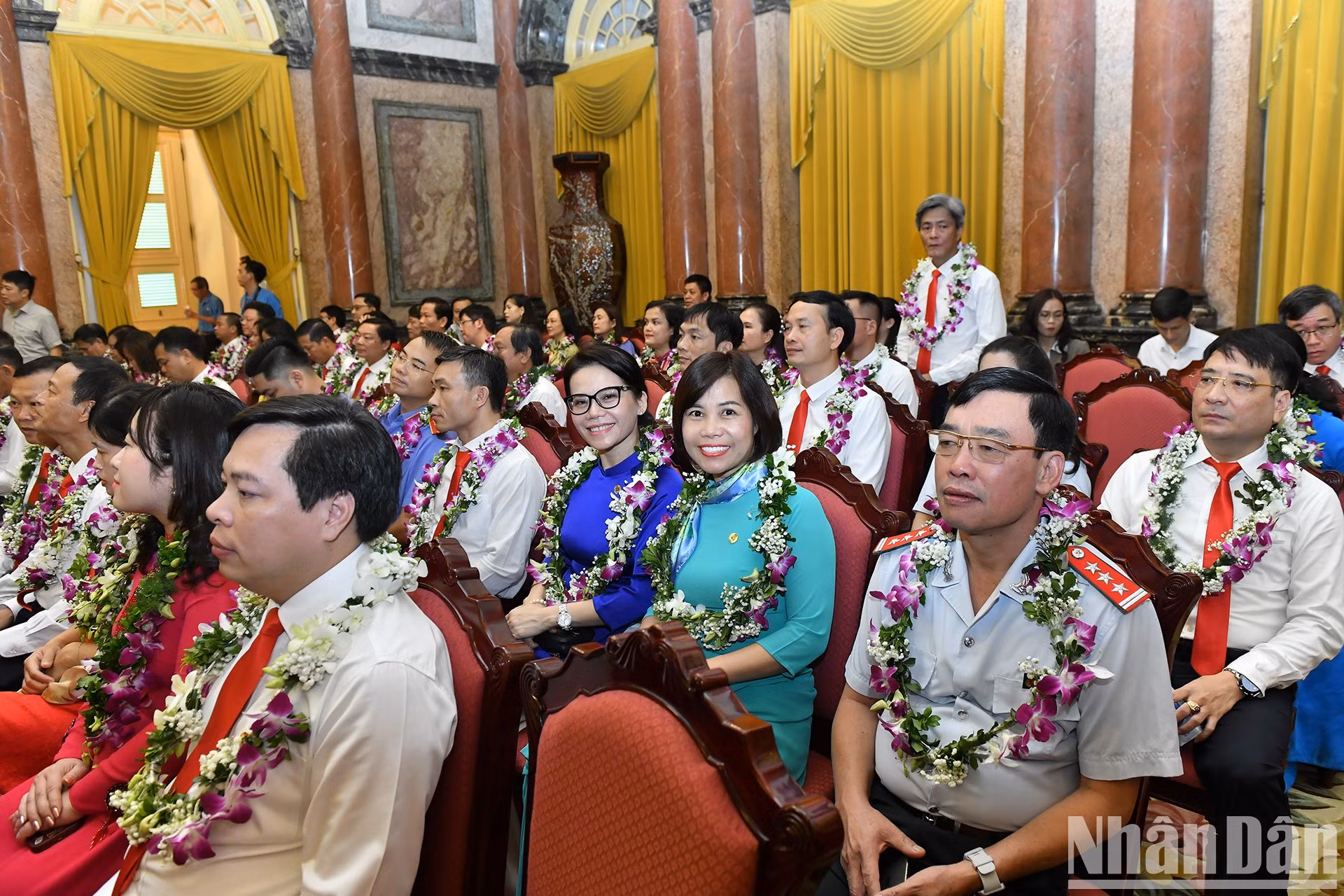 Los asistentes a la reunión.