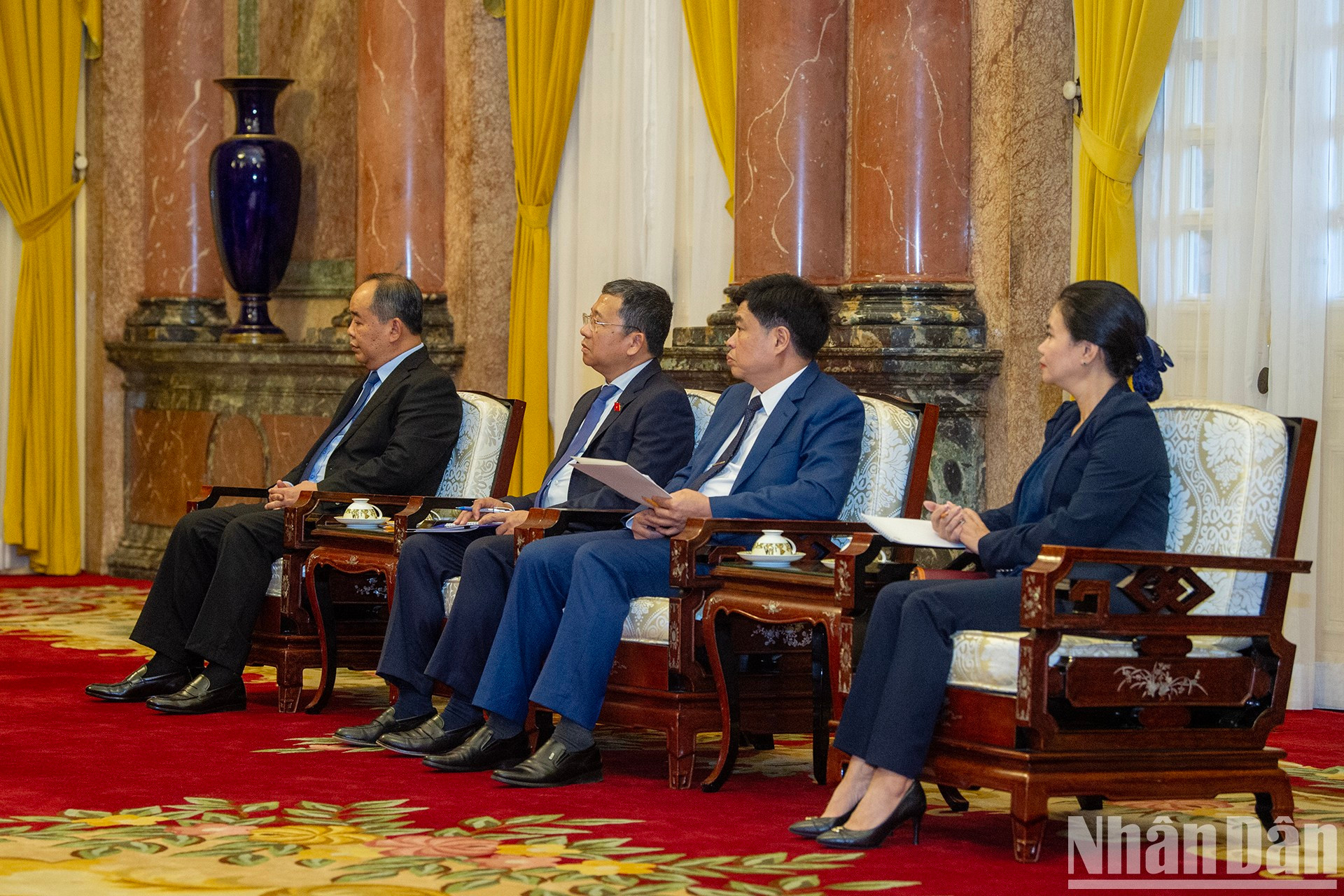 Delegados vietnamitas en el encuentro.