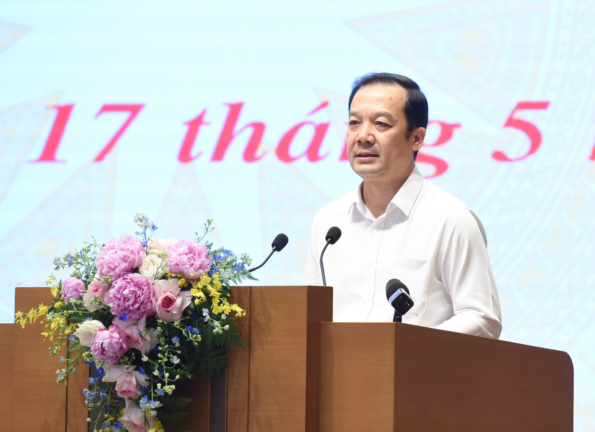 El viceministro de Ciencia y Tecnología, Pham Duc Long, habla en el evento. El viceministro de Ciencia y Tecnología, Pham Duc Long, habla en el evento.