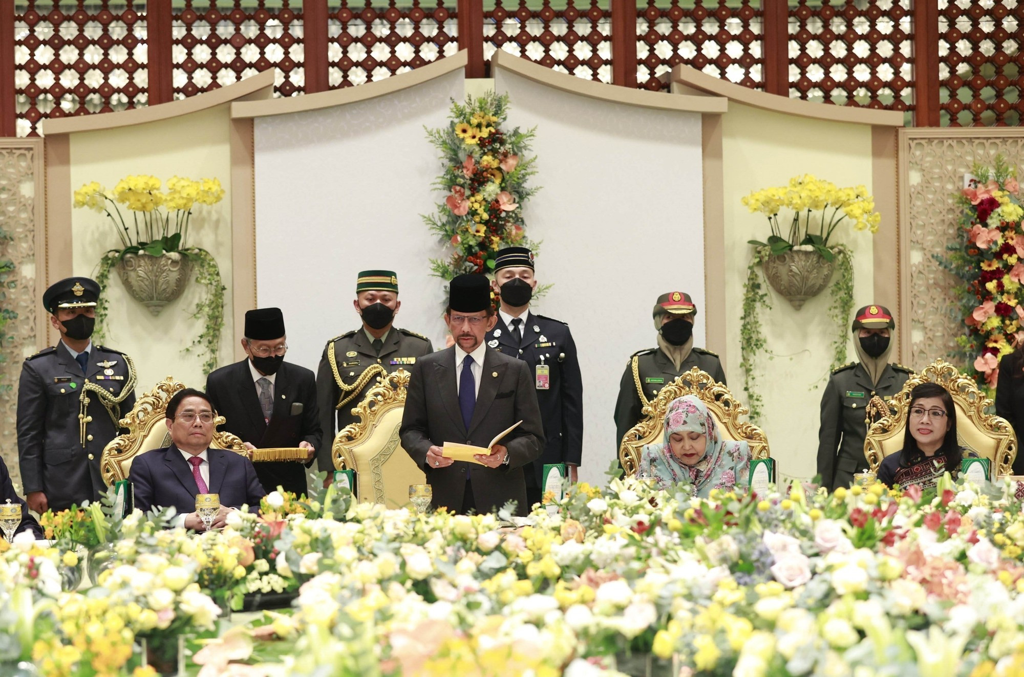 El Sultán de Brunei, Hassanal Bolkiah, habla en la recepción. El Sultán de Brunei, Hassanal Bolkiah, habla en la recepción.