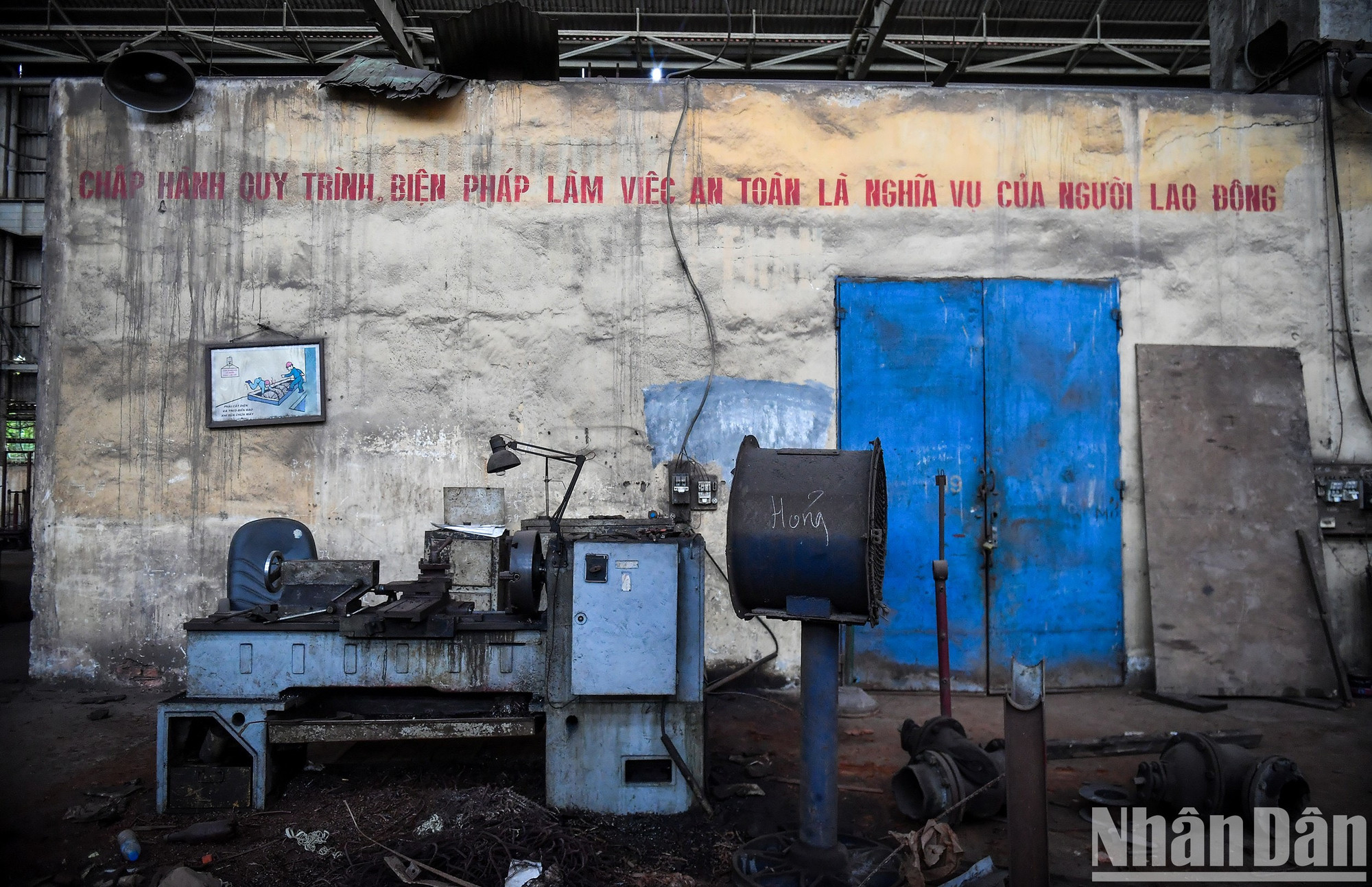 Con una amplia red de agentes, la fábrica ferroviaria de Gia Lam no sólo facilita el flujo de productos, sino que también fomenta la transferencia de culturas e ideas.