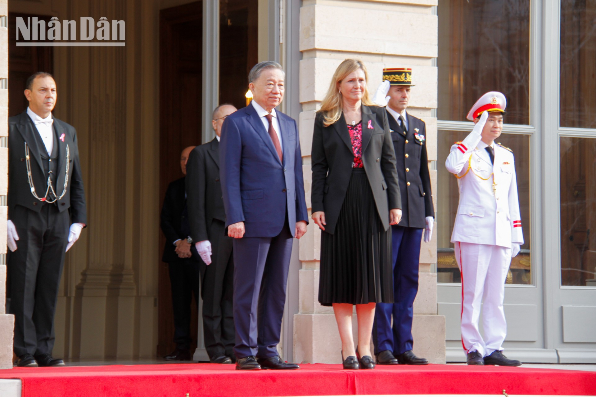 La presidenta de la Asamblea Nacional francesa, Yaël Braun-Pivet, recibe al secretario general del PCV y presidente de Vietnam, To Lam, en la sede del órgano legislativo francés.