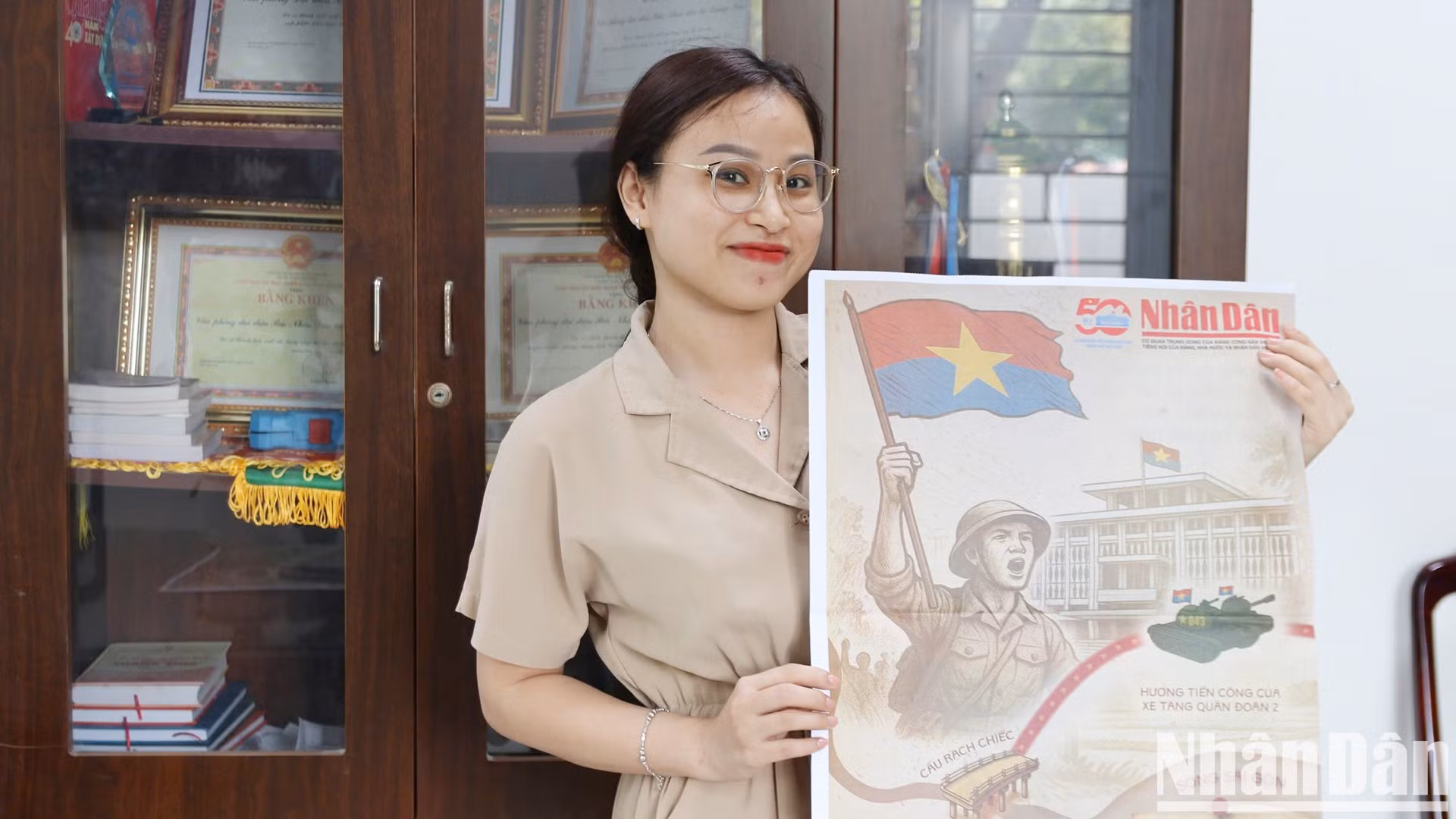 Entregan publicación informativa especial a lectores de Quang Nam ảnh 1 Entregan publicación informativa especial a lectores de Quang Nam ảnh 1