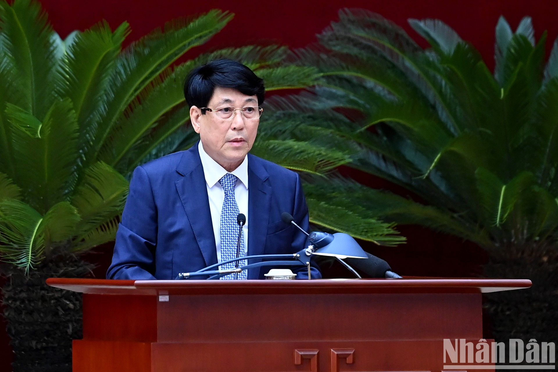 El permanente del Secretariado del Comité Central del PCV, Luong Cuong, habla en la cita. El permanente del Secretariado del Comité Central del PCV, Luong Cuong, habla en la cita.