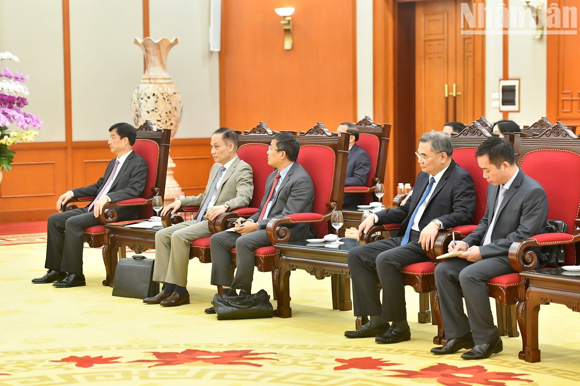 Delegados vietnamitas en la reunión.