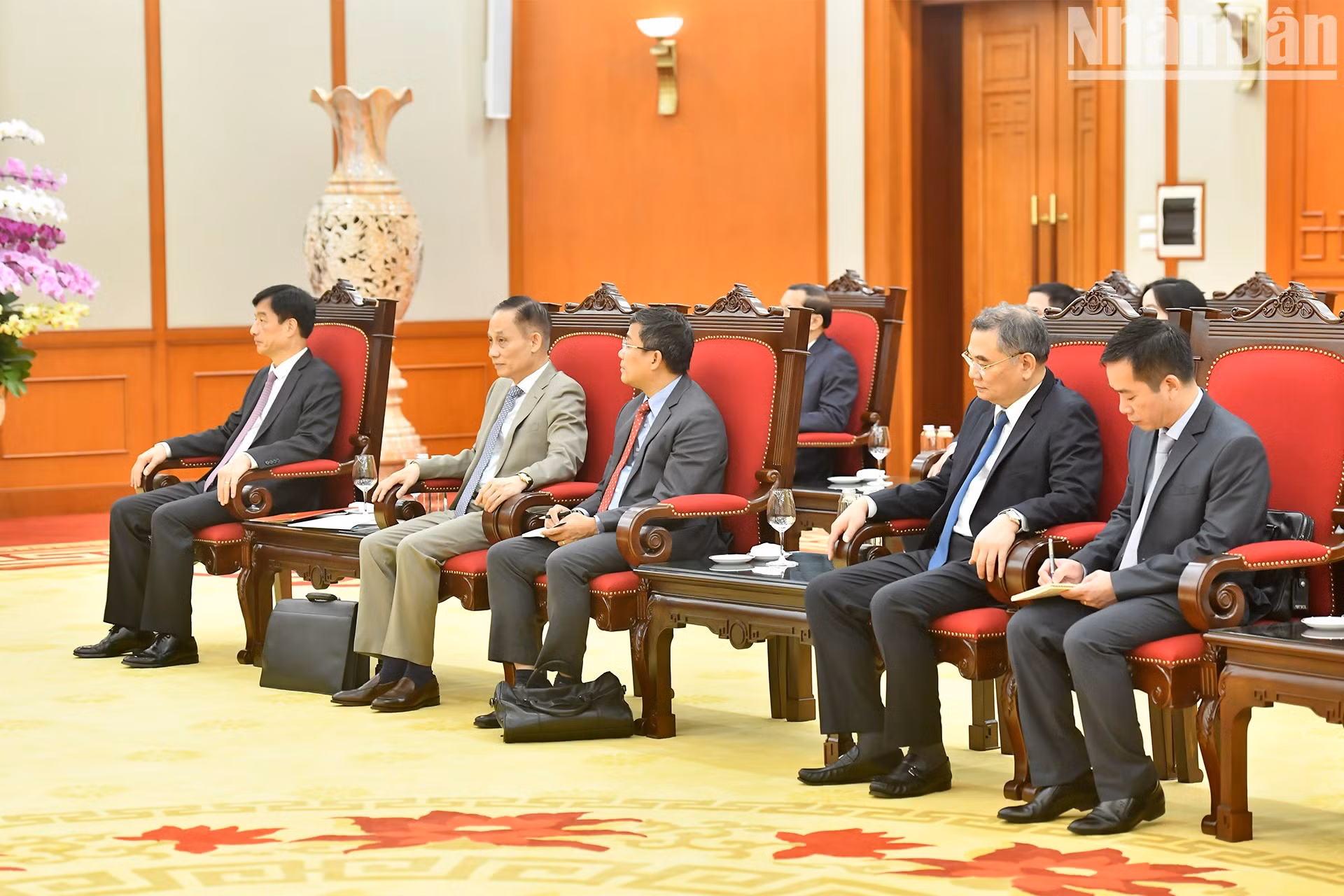 Delegados vietnamitas en la reunión.