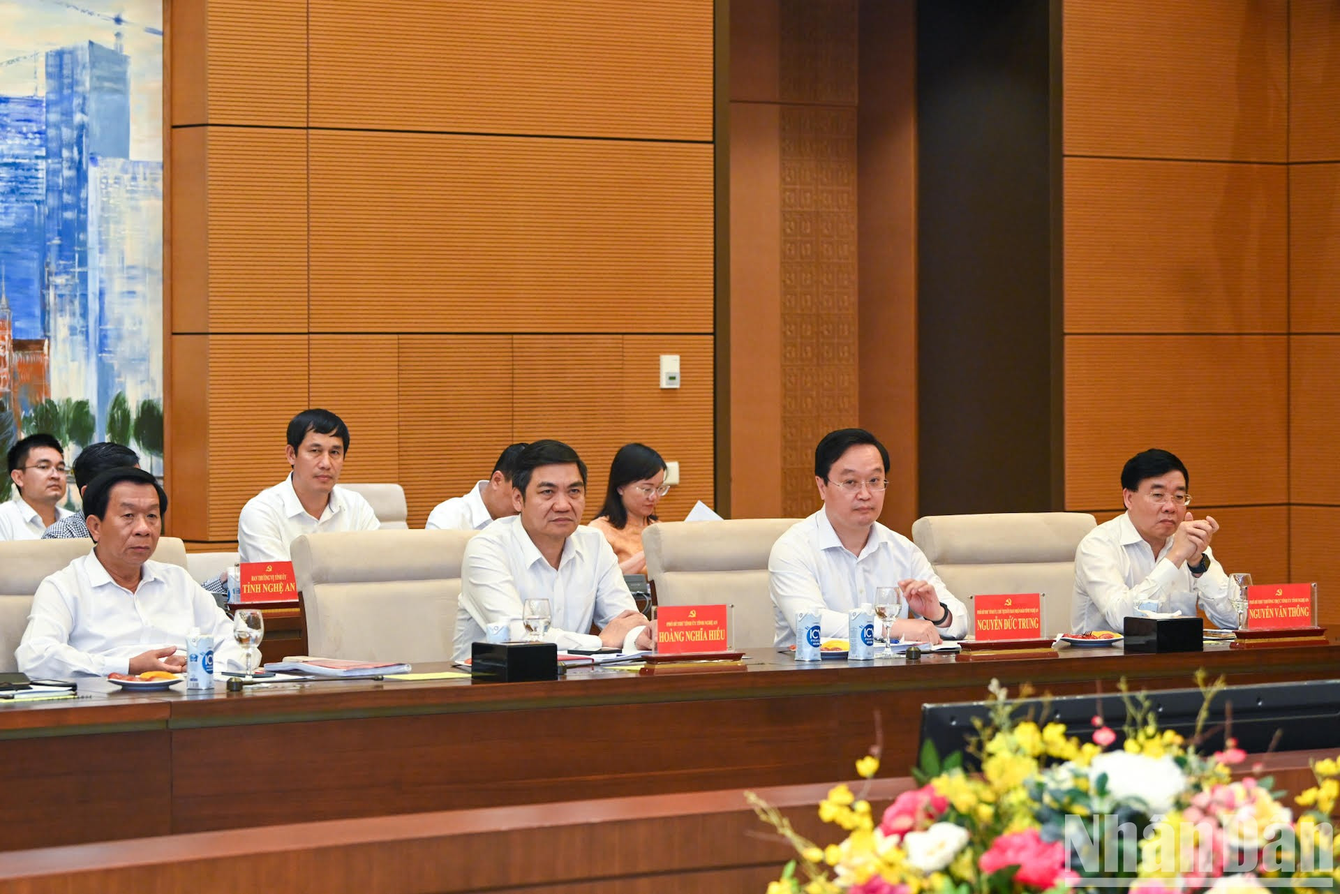 Miembros del Comité del Partido de Nghe An.