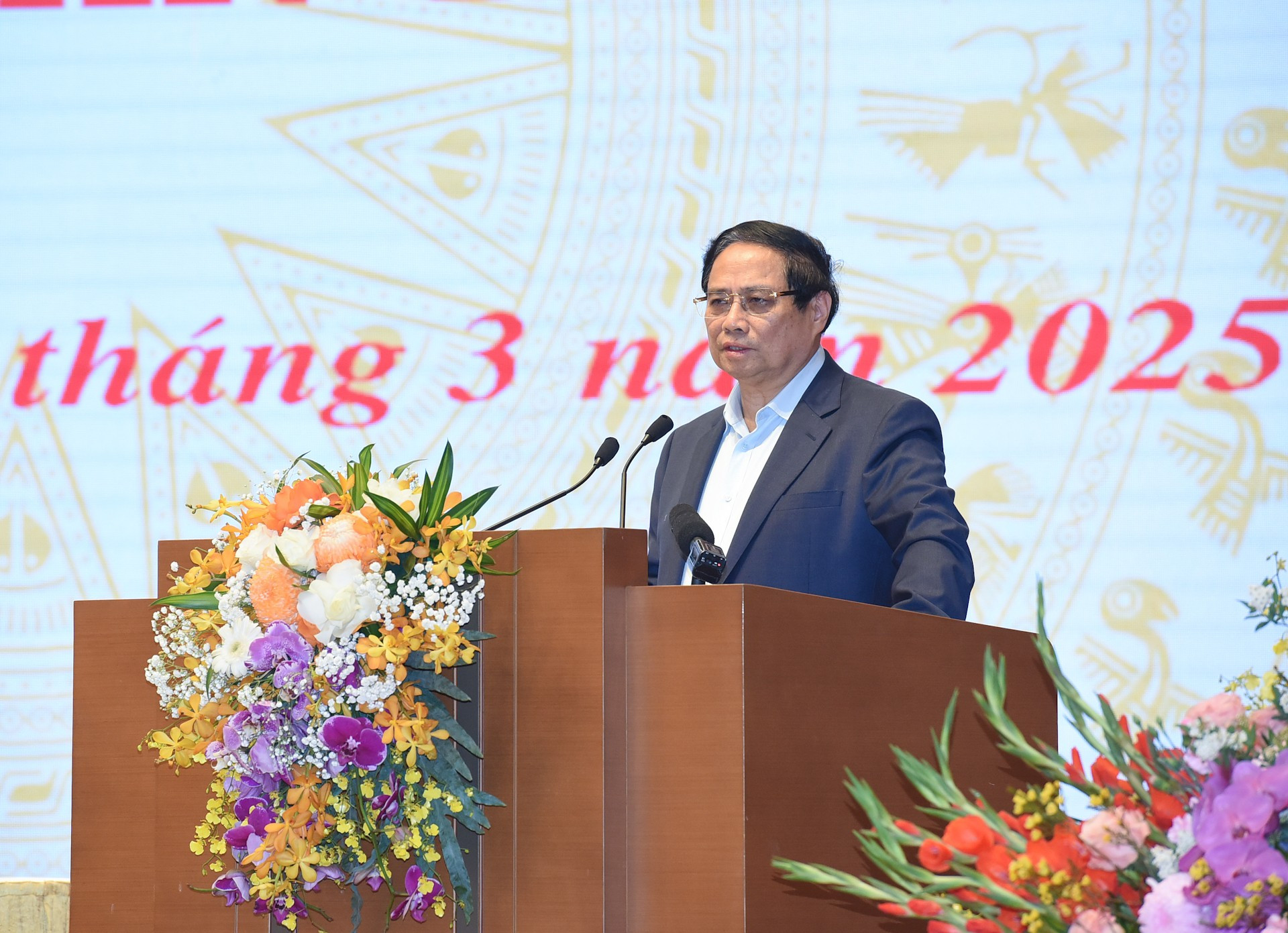 El primer ministro vietnamita, Pham Minh Chinh, habla en la cita. El primer ministro vietnamita, Pham Minh Chinh, habla en la cita.