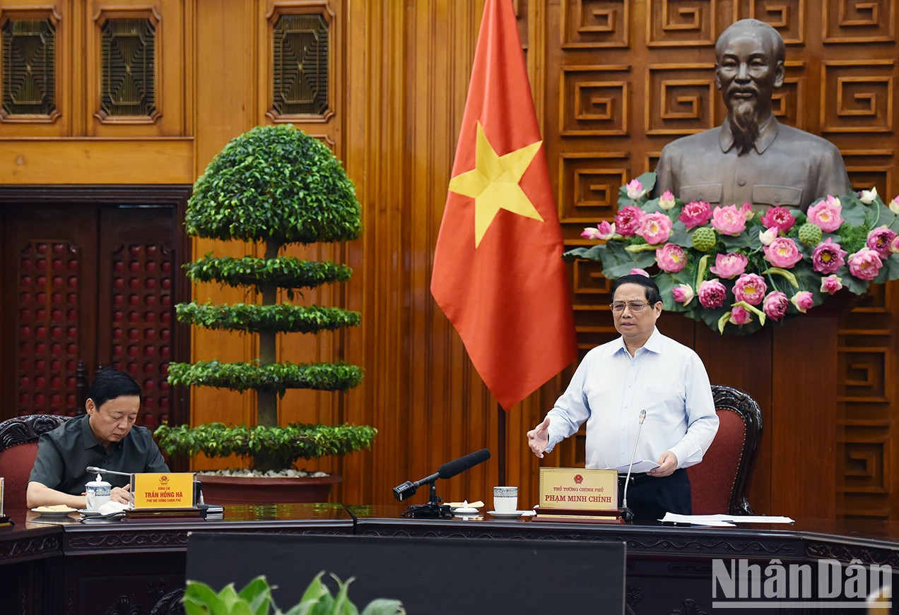 El primer ministro de Vietnam, Pham Minh Chinh, preside la cita.
