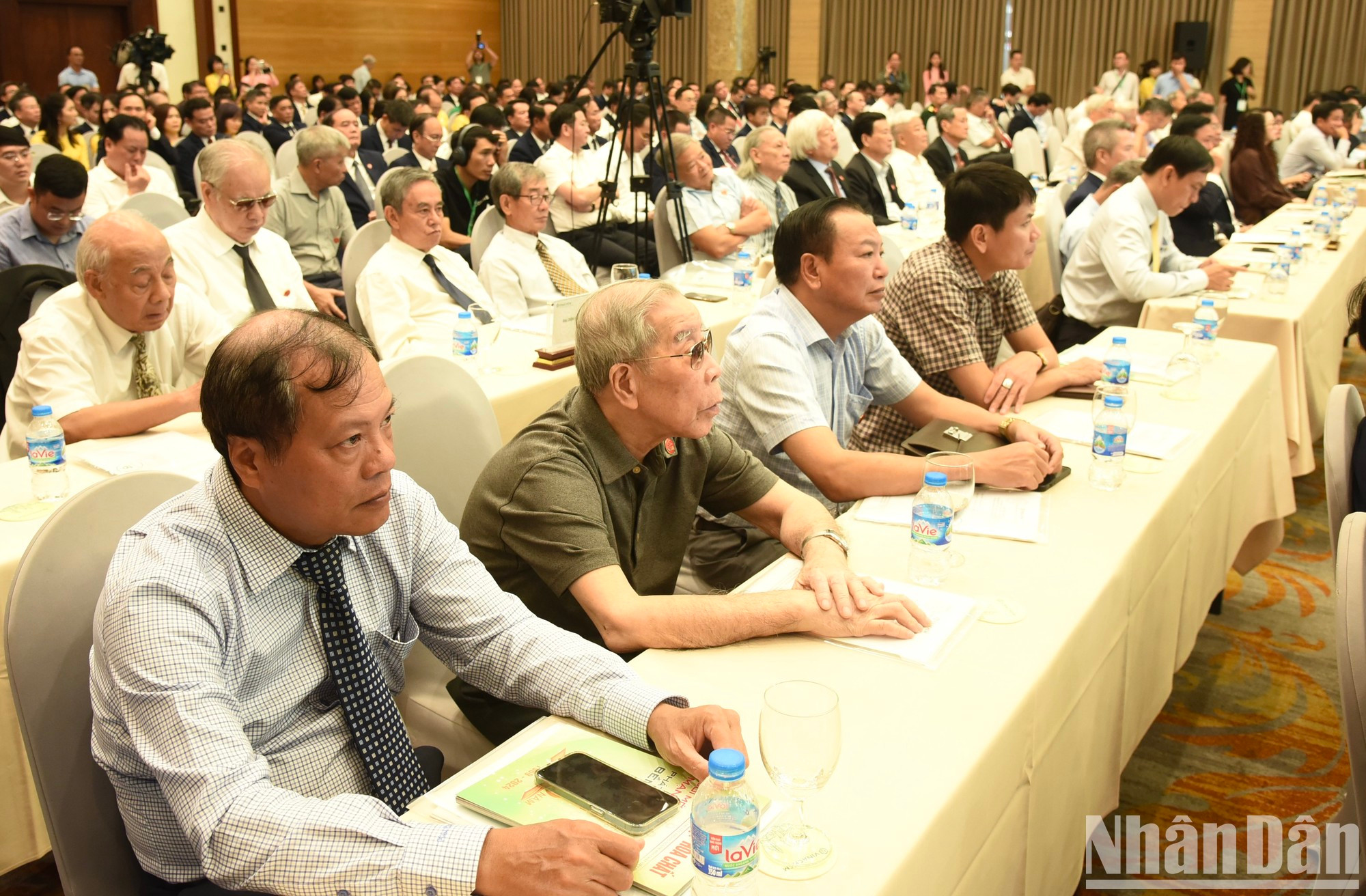 Asistentes a la cita.