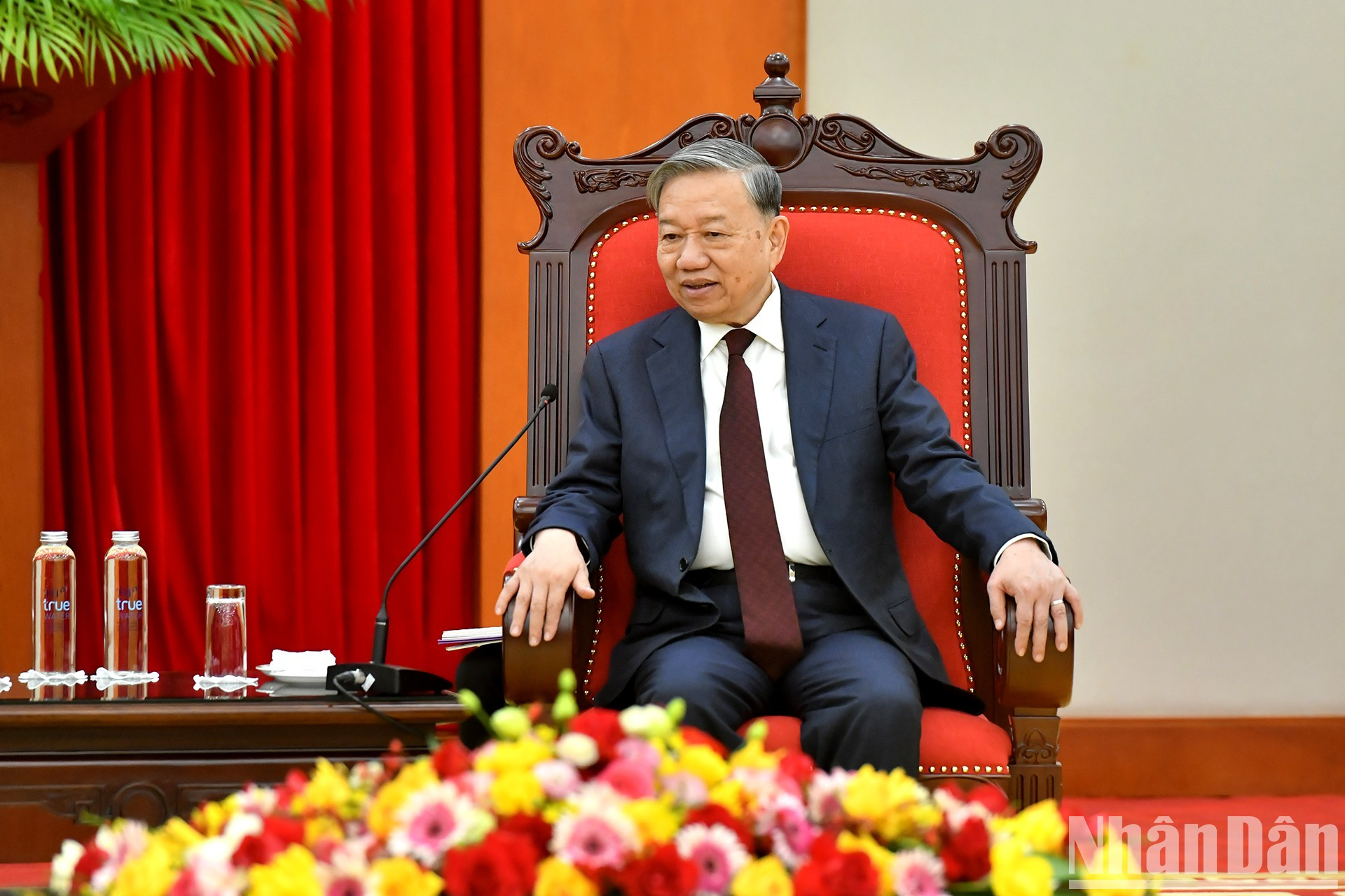 El secretario general del Partido Comunista de Vietnam, To Lam, habla en la cita. El secretario general del Partido Comunista de Vietnam, To Lam, habla en la cita.