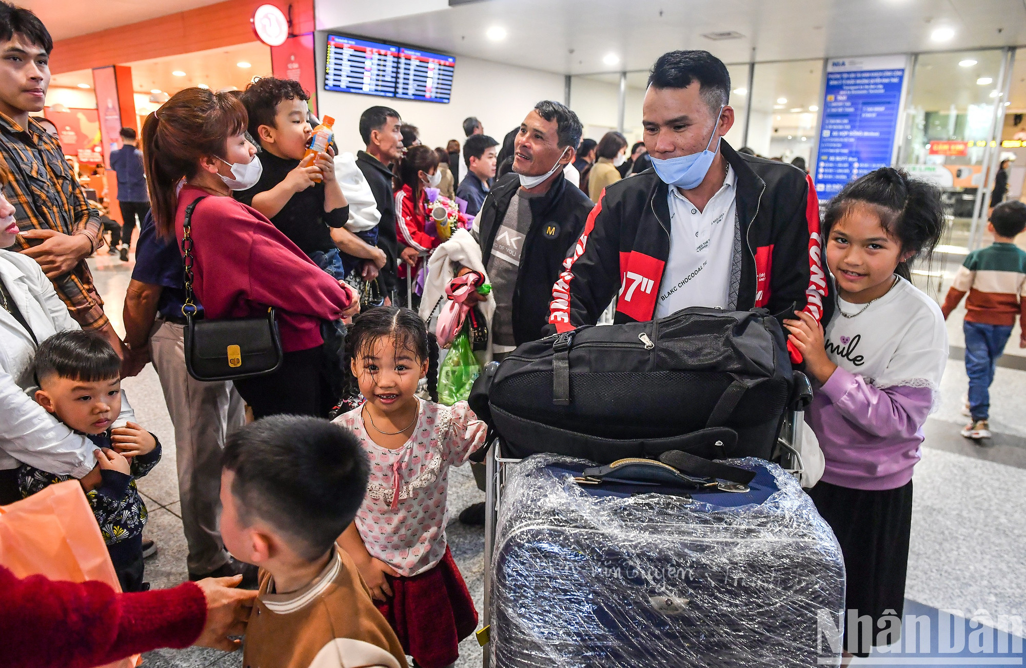 [Foto] Ambiente de Tet en aeropuerto internacional de Noi Bai