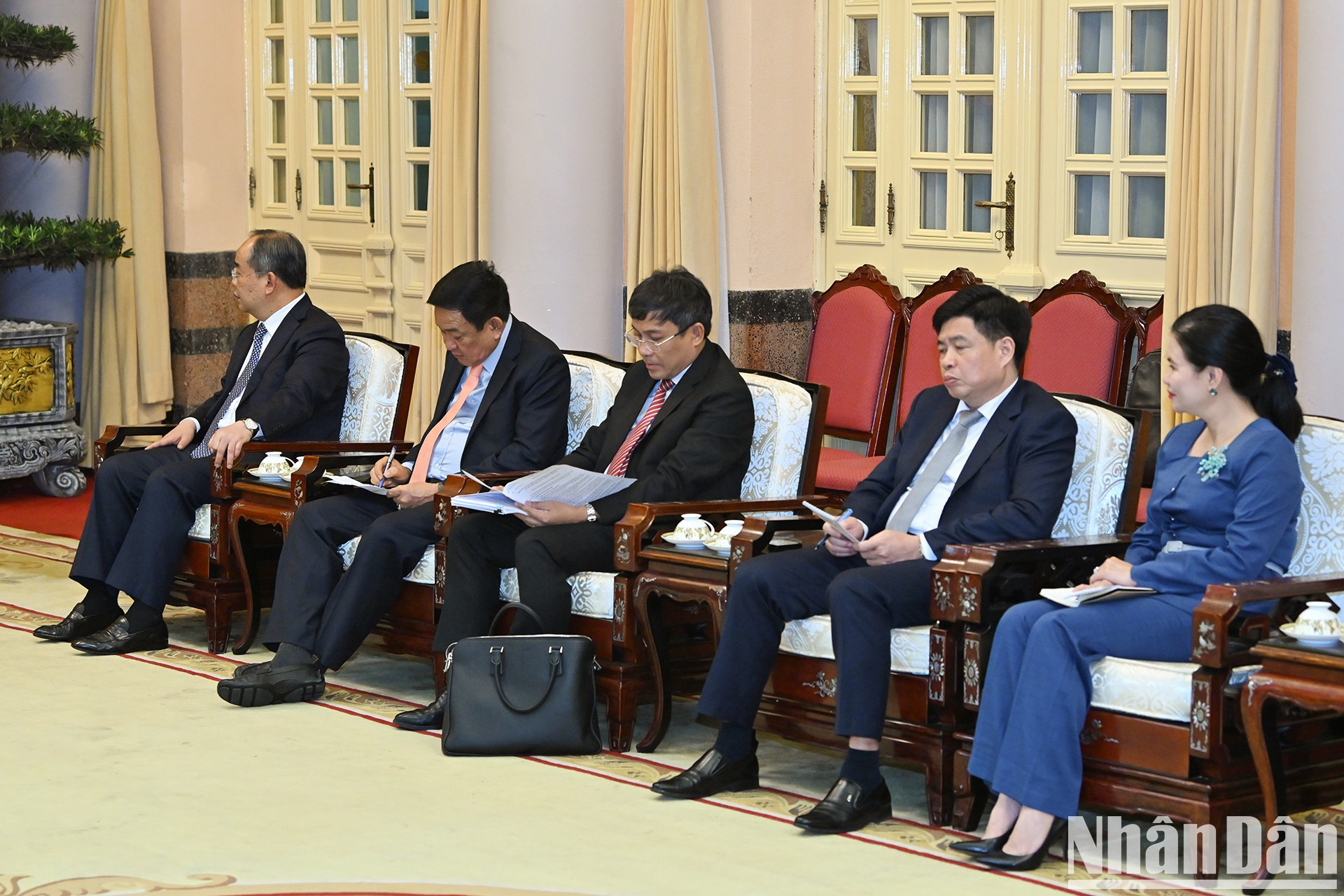 Los delegados vietnamitas en el acto. Los delegados vietnamitas en el acto.