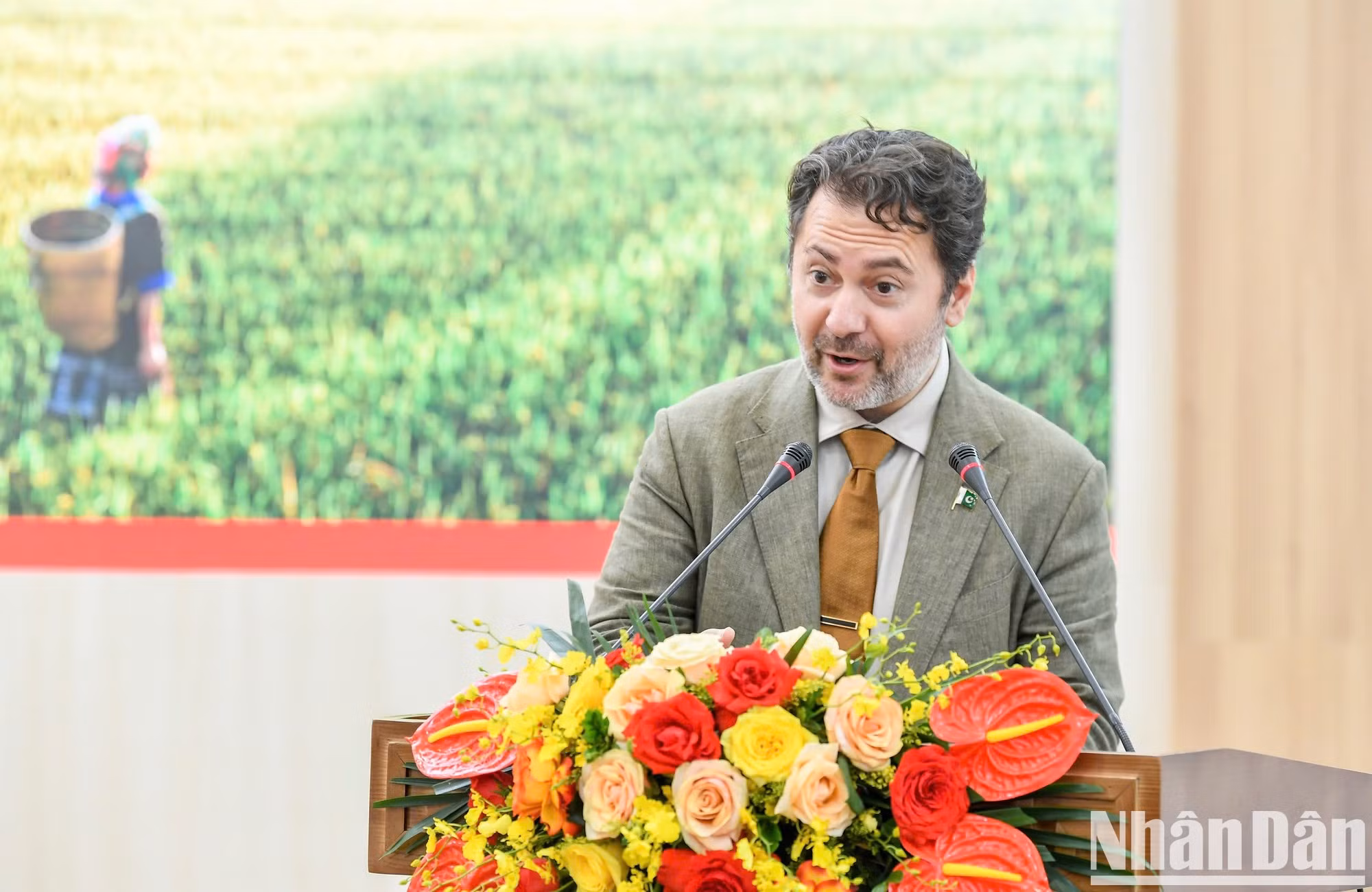 Kohdayar Marri, embajador de Pakistán en Vietnam, comparte sus sentimientos por Hanói. Kohdayar Marri, embajador de Pakistán en Vietnam, comparte sus sentimientos por Hanói.