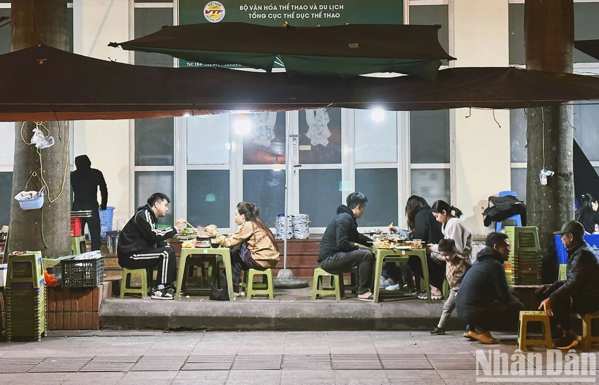 ...y disfrutar de los platos calientes cuando hay frío. ...y disfrutar de los platos calientes cuando hay frío.