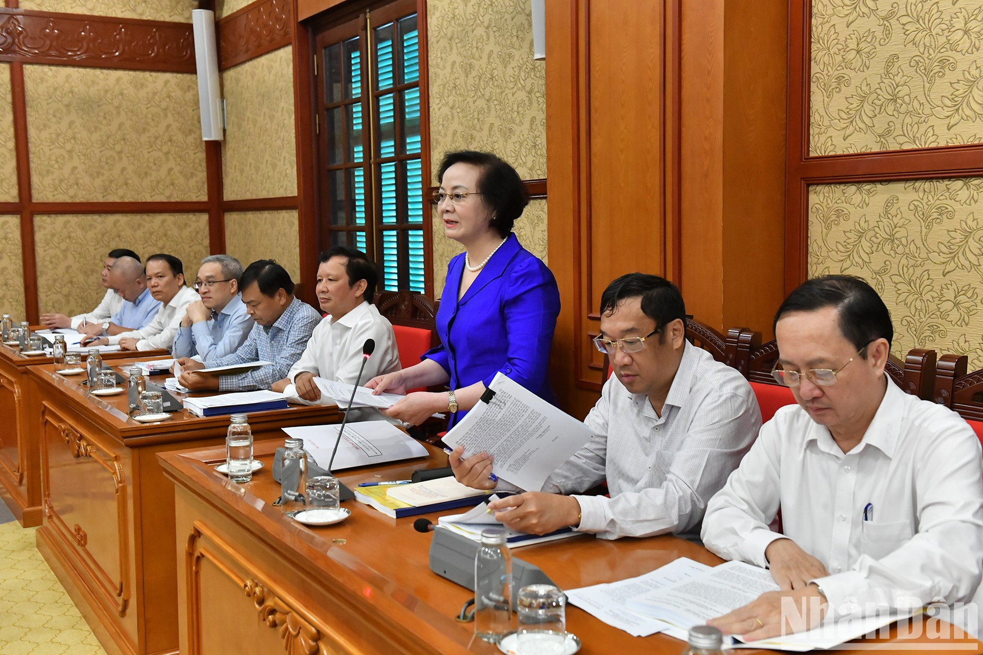 La ministra de Interior, Pham Thi Thanh Tra, presenta un informe. La ministra de Interior, Pham Thi Thanh Tra, presenta un informe.