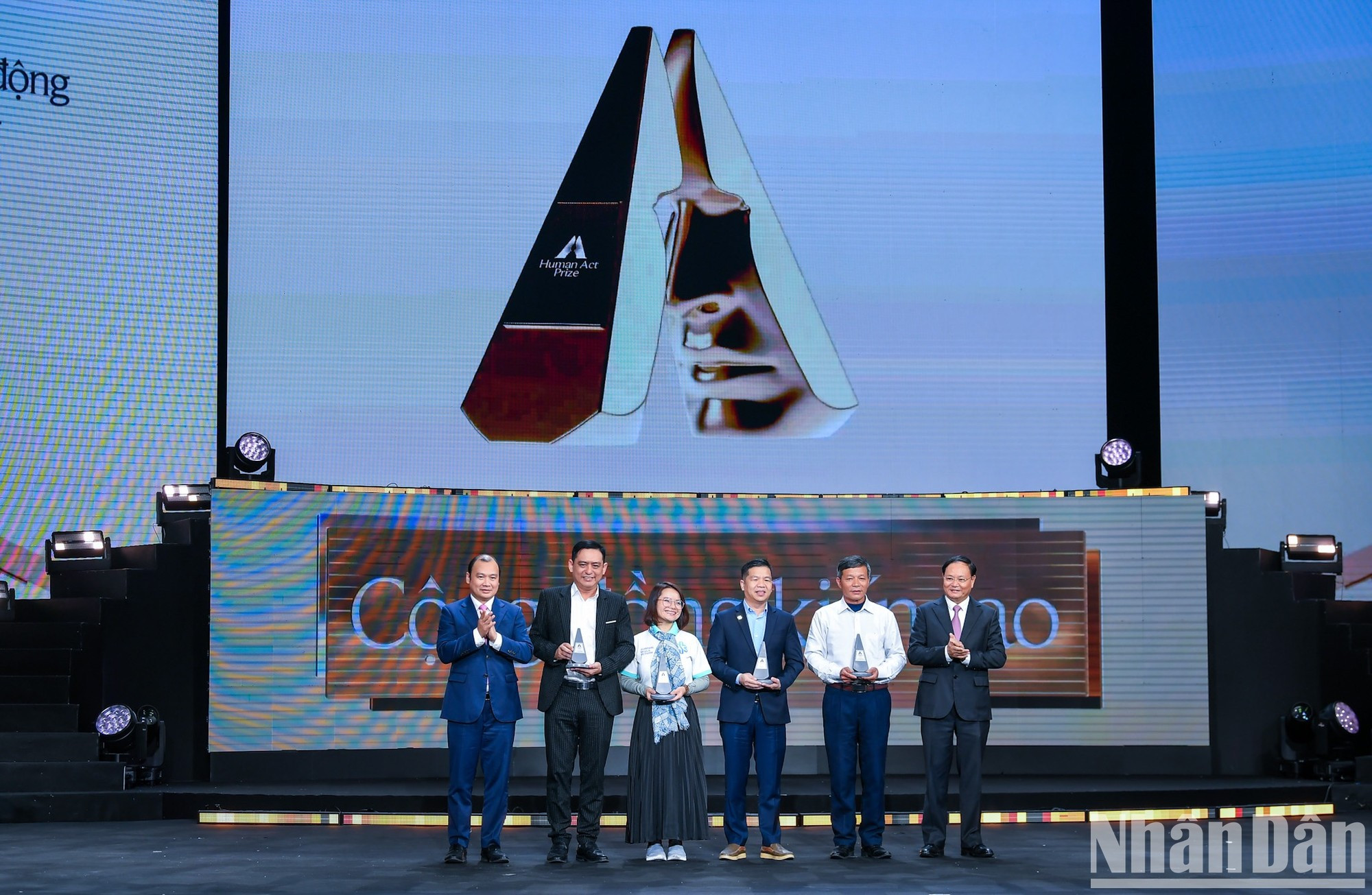 [Foto] Ceremonia de entrega de los Premios Acciones por la Comunidad 2024 ảnh 11