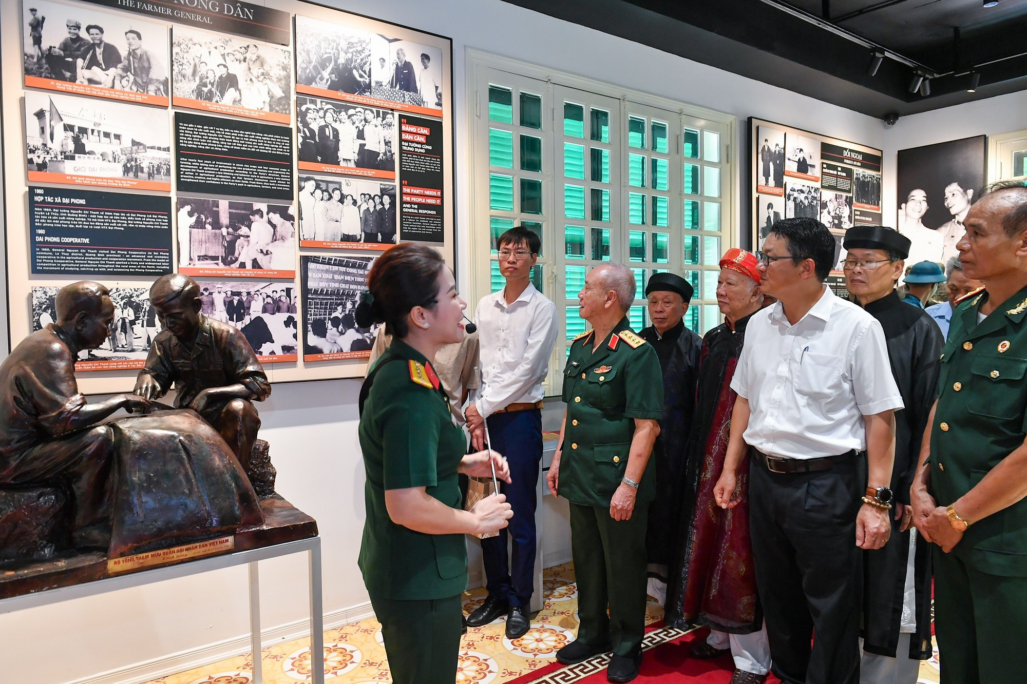 El Museo se construye siguiendo el estilo arquitectónico de la casa situada en el número 34 de la calle Ly Nam De, donde vivieron el General y su familia de 1955 a 1986.