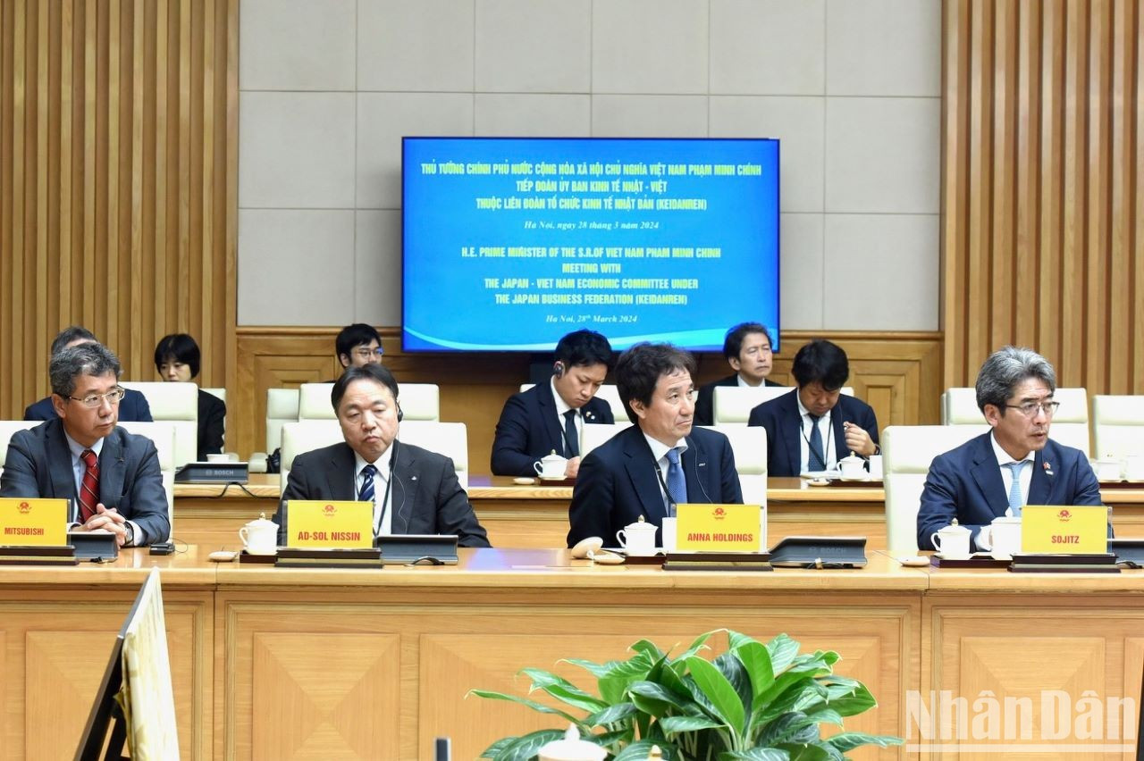 Los líderes de las principales corporaciones japonesas. Los líderes de las principales corporaciones japonesas.