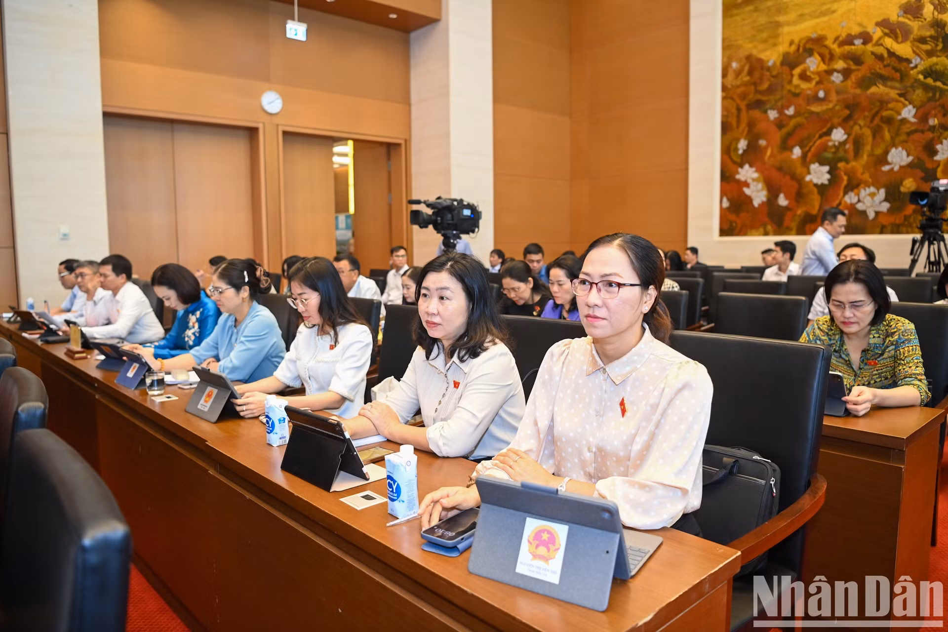 Diputados en la reunión.
