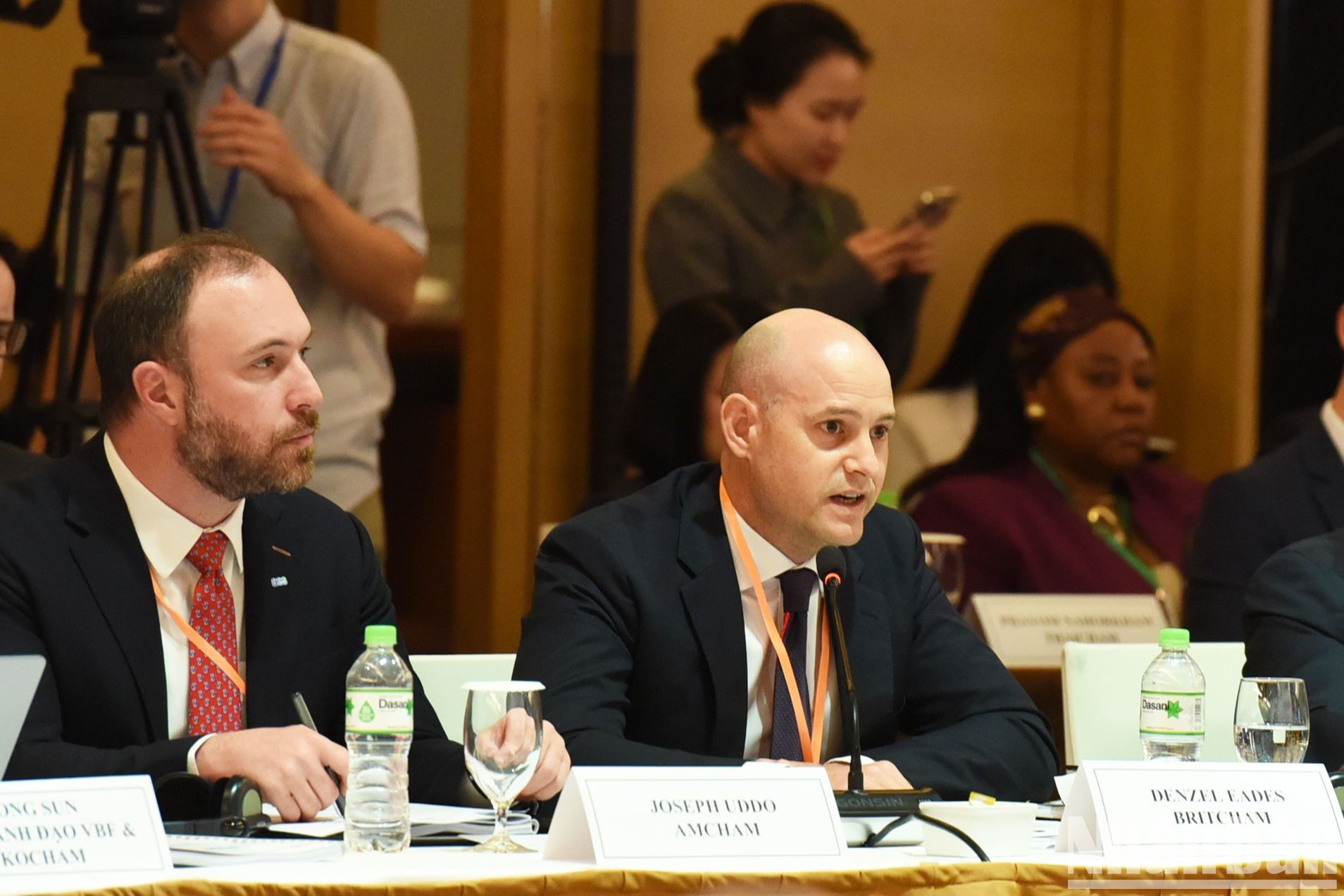 Denzel Eades, vicepresidente de la Asociación Empresarial del Reino Unido en Vietnam.