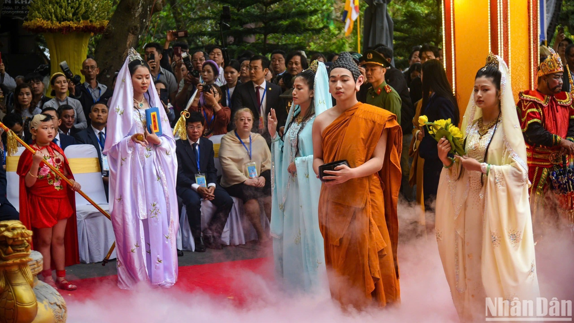 El ritual se considera el alma del Festival Ngu Hanh Son Quan The Am.