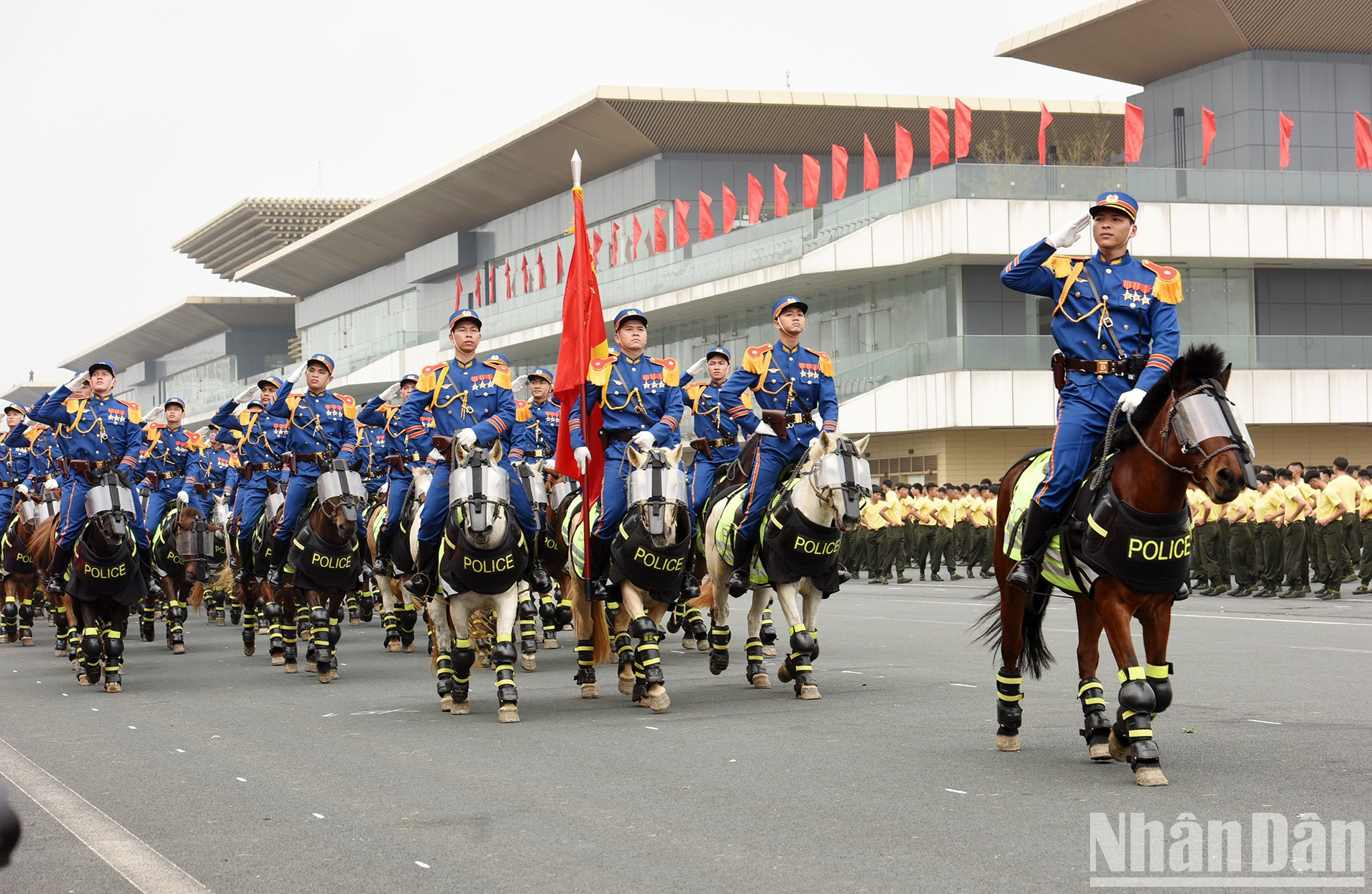 La unidad montada de la Policía Móvil. La unidad montada de la Policía Móvil.