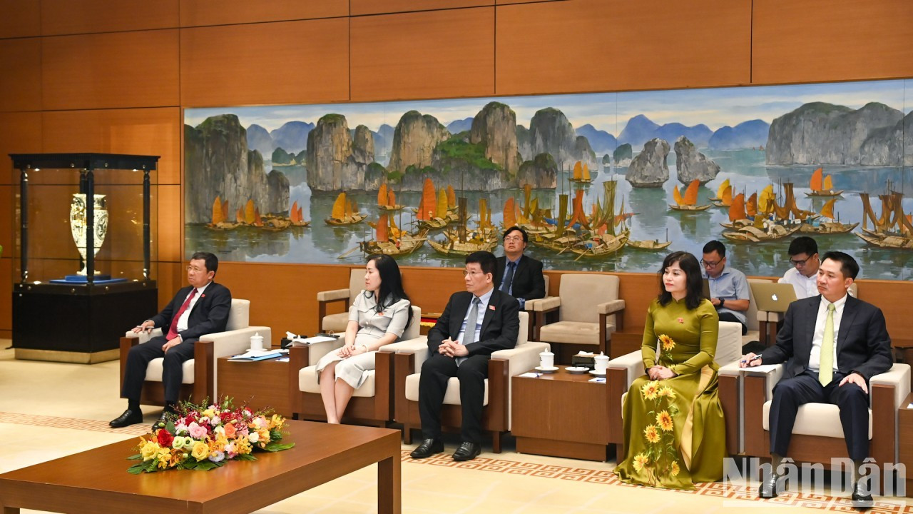 Delegados vietnamitas a la cita. Delegados vietnamitas a la cita.