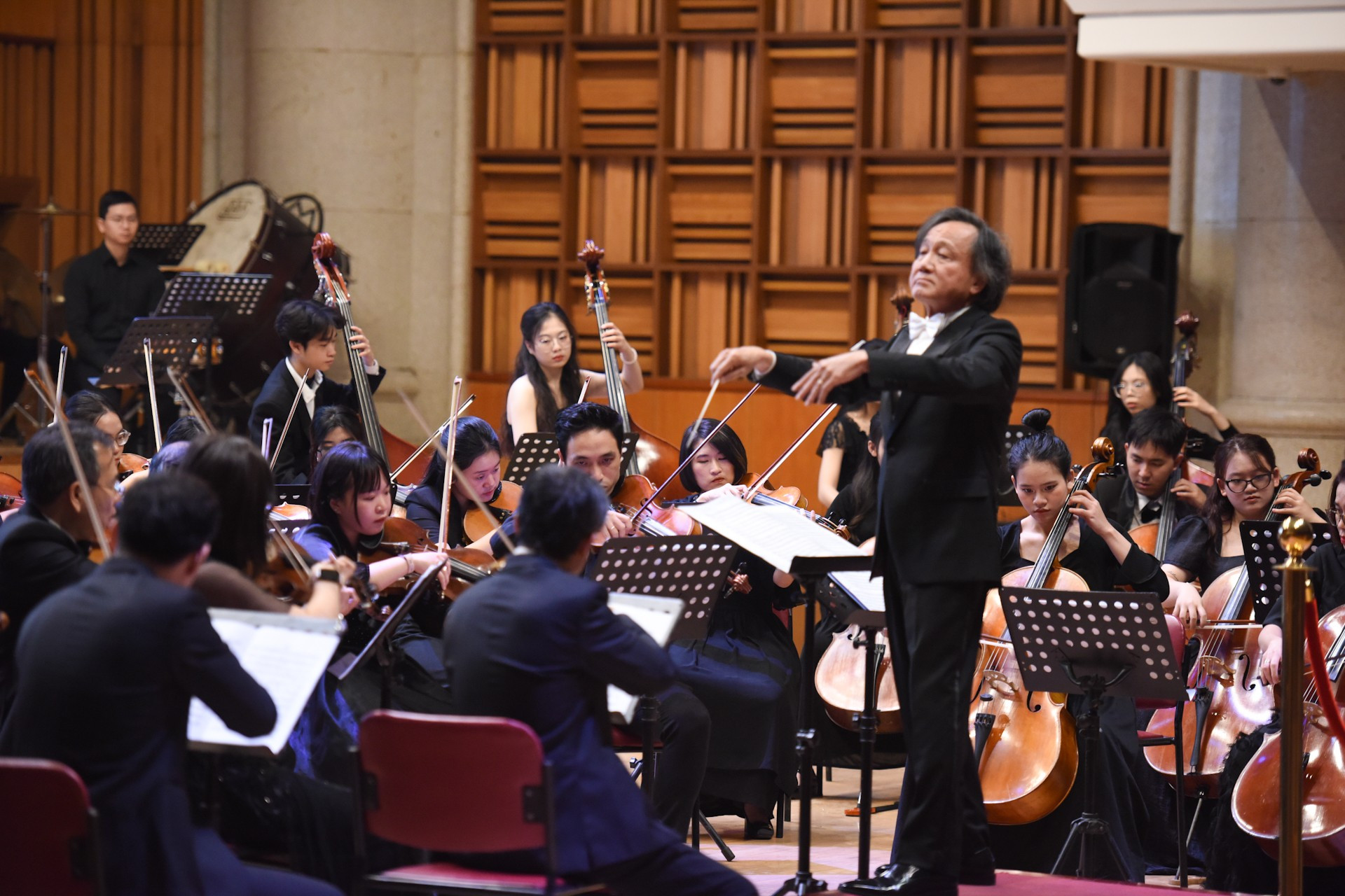 Artista meritorio y director Tran Vuong Thach. Artista meritorio y director Tran Vuong Thach.