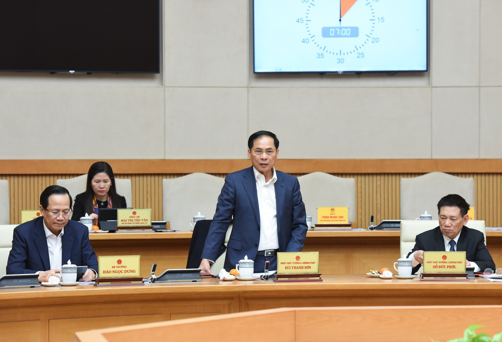 El viceprimer ministro Bui Thanh Son. El viceprimer ministro Bui Thanh Son.