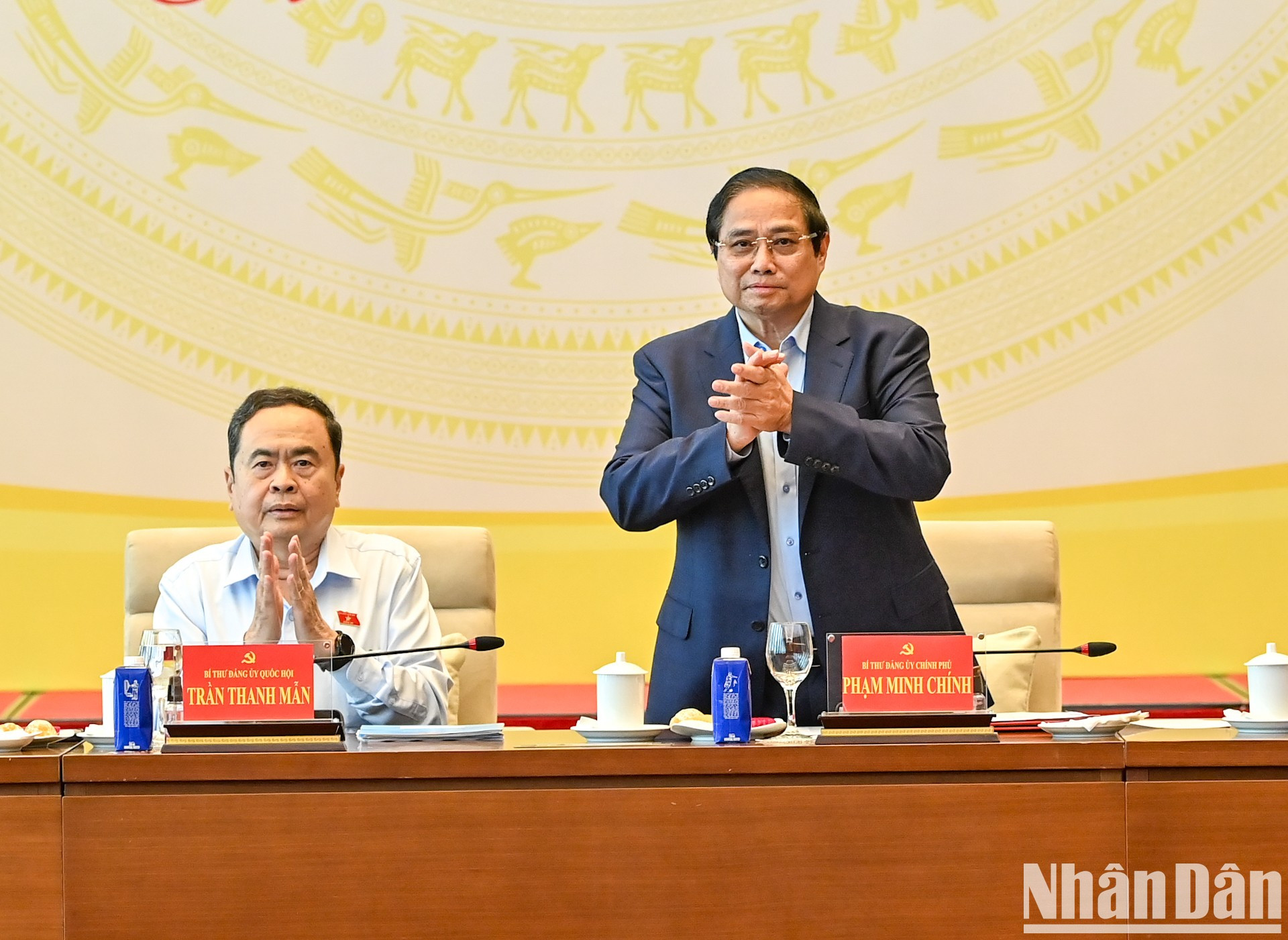 El secretario del Comité partidista del Gobierno y premier Pham Minh Chinh, preside el acto. El secretario del Comité partidista del Gobierno y premier Pham Minh Chinh, preside el acto.