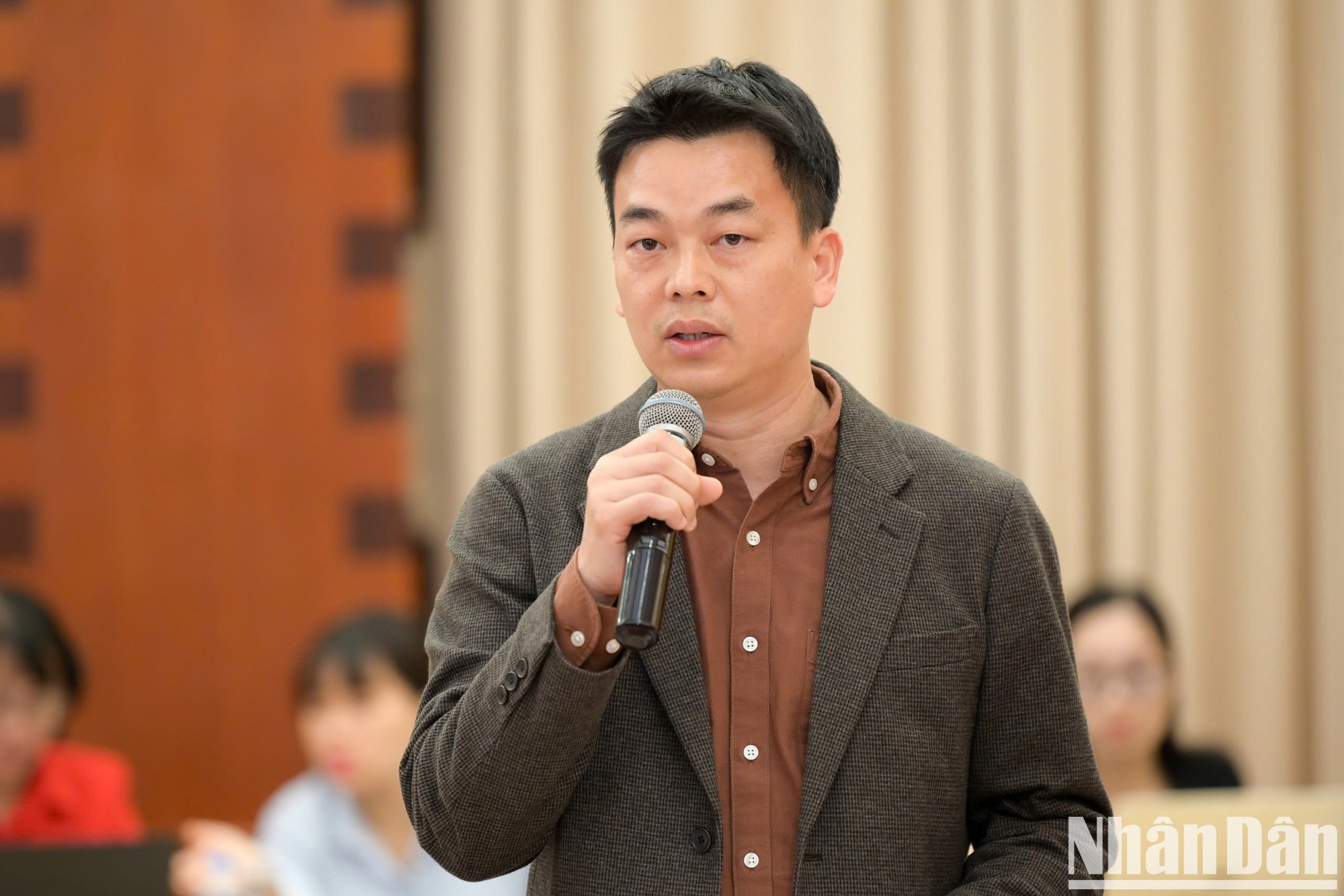 Bui Huu Quang, director sénior de la compañía cervecera Carlsberg Vietnam. Bui Huu Quang, director sénior de la compañía cervecera Carlsberg Vietnam.