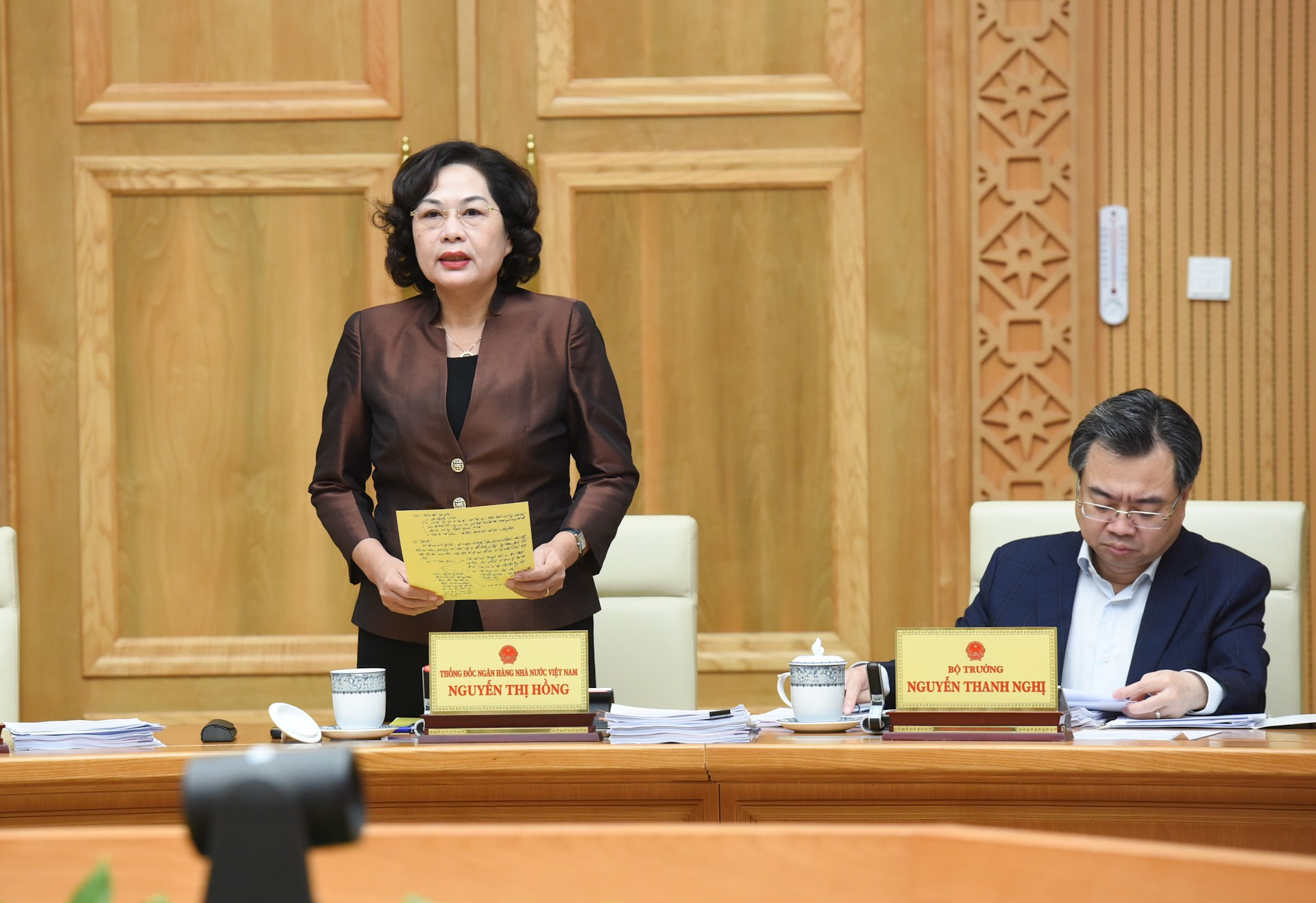 La gobernadora del Banco Estatal de Vietnam, Nguyen Thi Hong. La gobernadora del Banco Estatal de Vietnam, Nguyen Thi Hong.