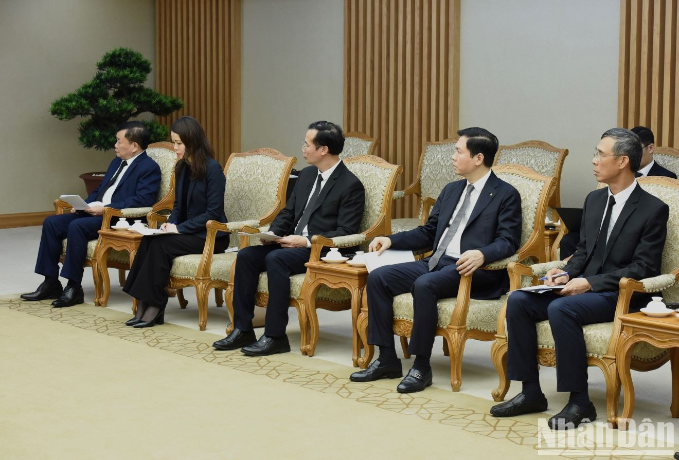 Representantes de los ministerios y sectores del Gobierno de Vietnam. Representantes de los ministerios y sectores del Gobierno de Vietnam.