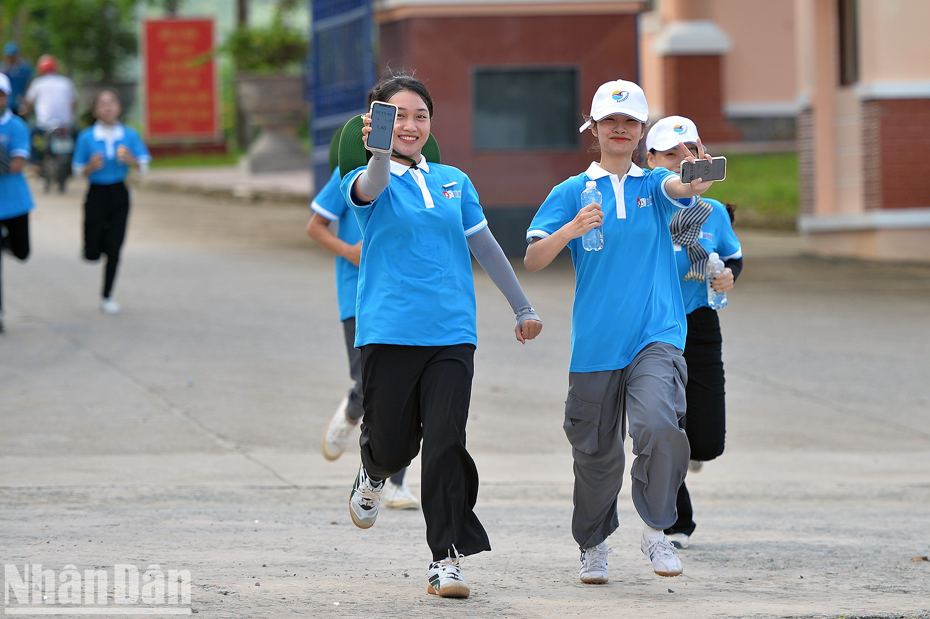 Atletas femeninas de Hanói, la capital. Atletas femeninas de Hanói, la capital.