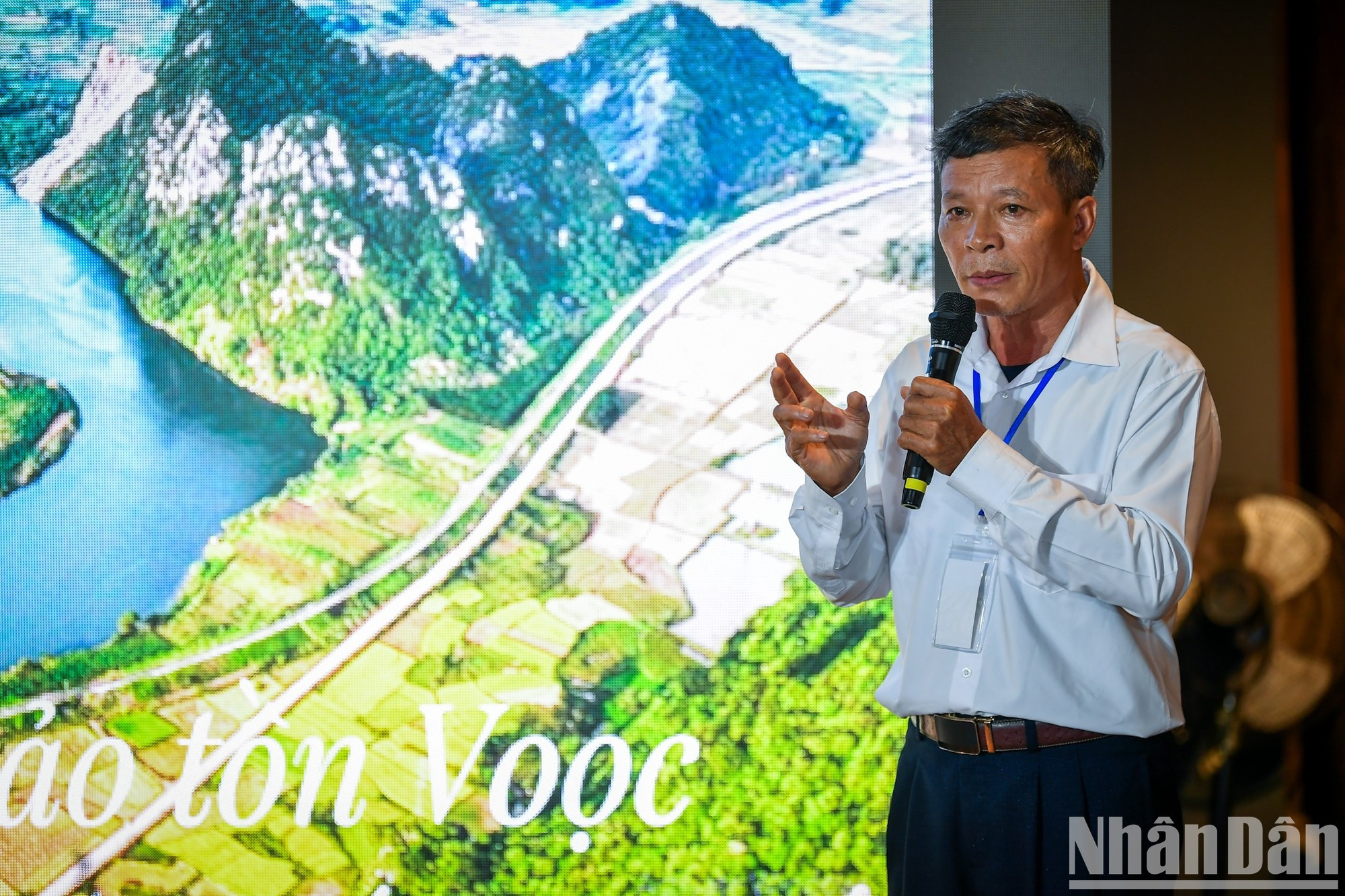 Se seleccionaron 32 más sobresalientes obras para la ronda final con base en los criterios: compromiso, sostenibilidad, creatividad, impacto y capacidad para difundir e inspirar.