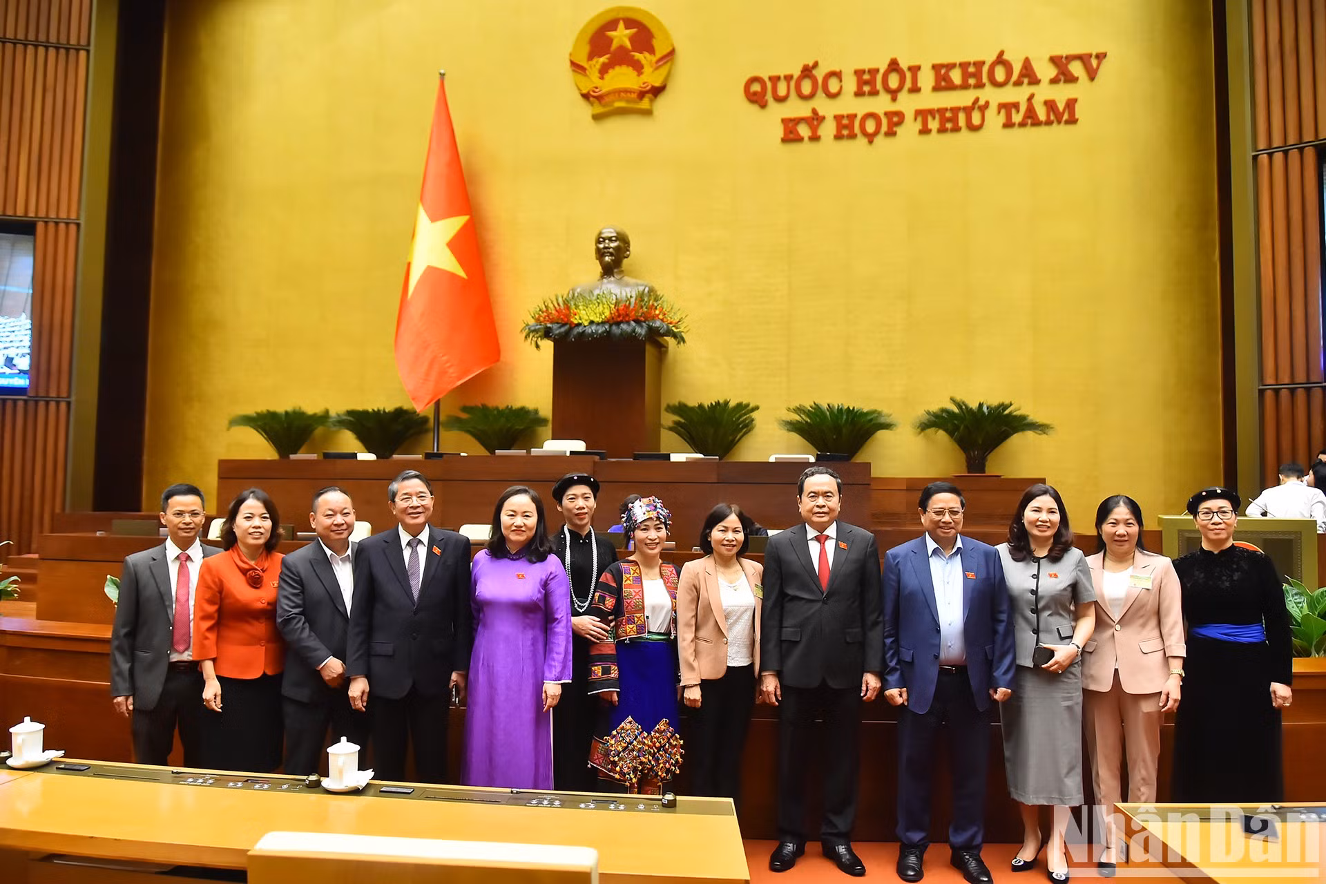 [Foto] Asamblea Nacional de Vietnam inicia sesiones de interpelación ảnh 13