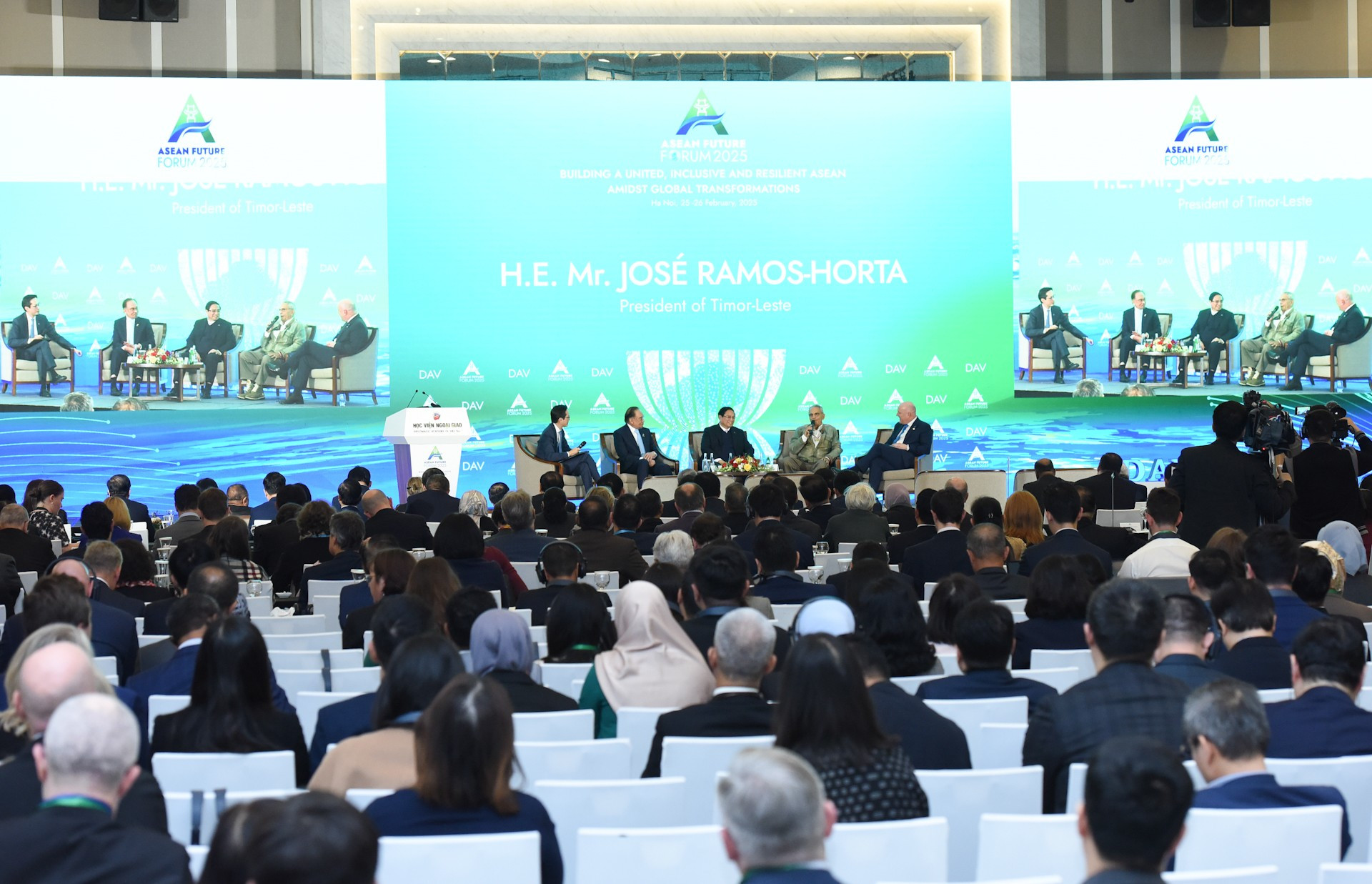 El primer ministro vietnamita, Pham Minh Chinh, en el Foro.