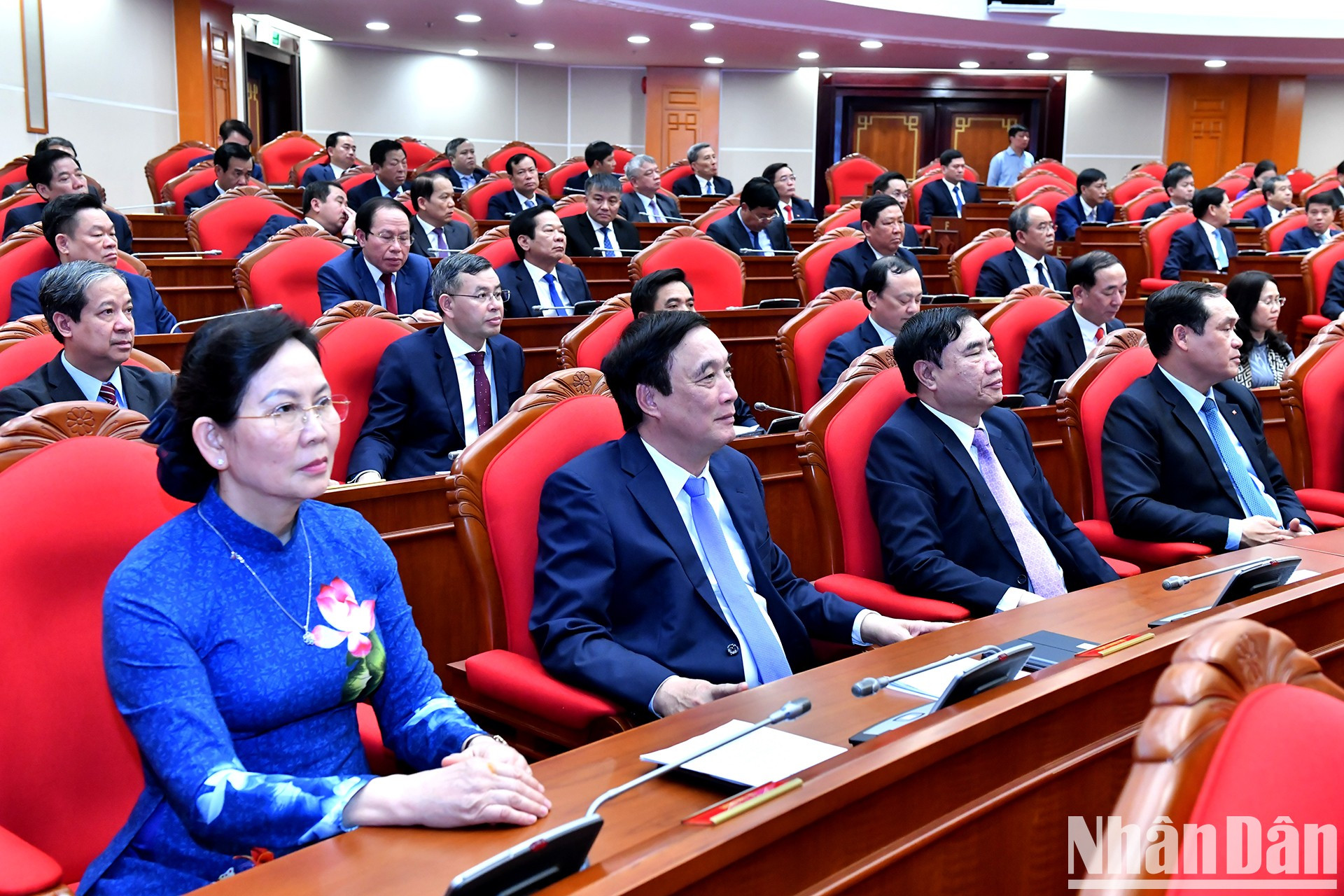 Delegados en la conferencia. Delegados en la conferencia.