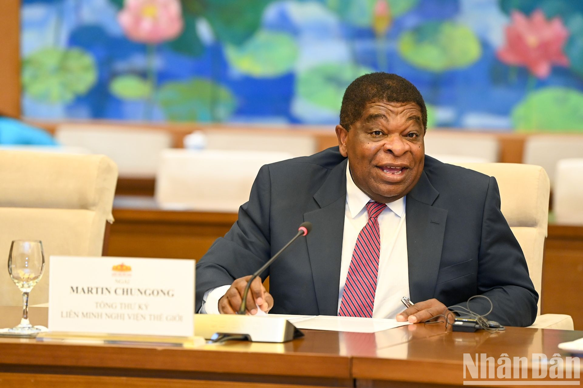 El secretario general de la UIP, Martin Chungong, en la reunión.