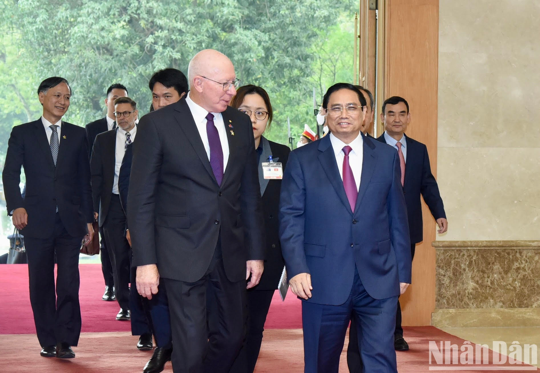 El jefe de Gobierno vietnamita, Pham Minh Chinh, y el mandatario australiano, David Hurley.