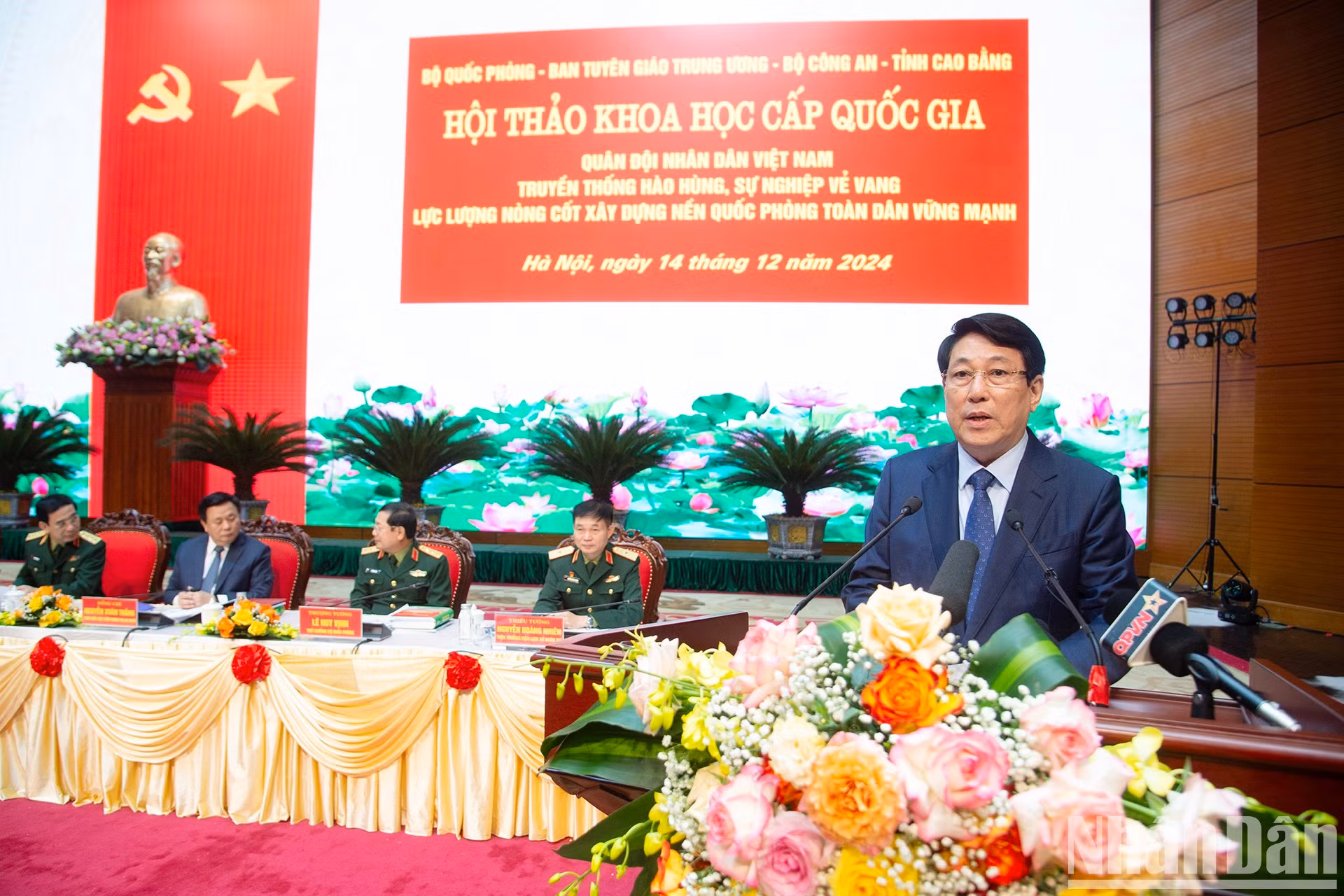 El presidente vietnamita, Luong Cuong, pronuncia un discurso.